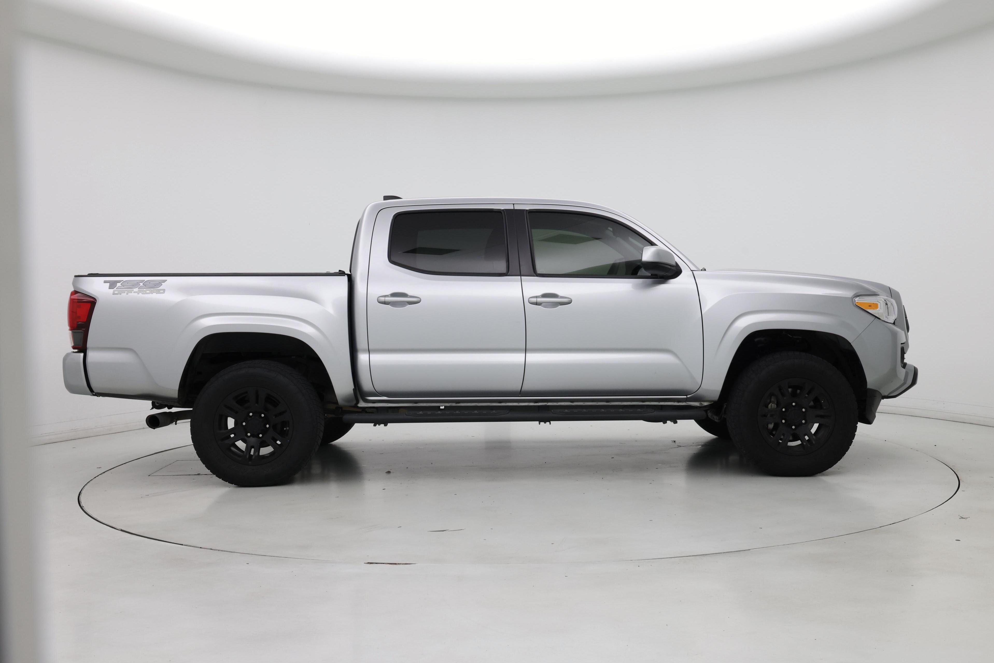 Thumbnail: 2022 Toyota Tacoma - 7