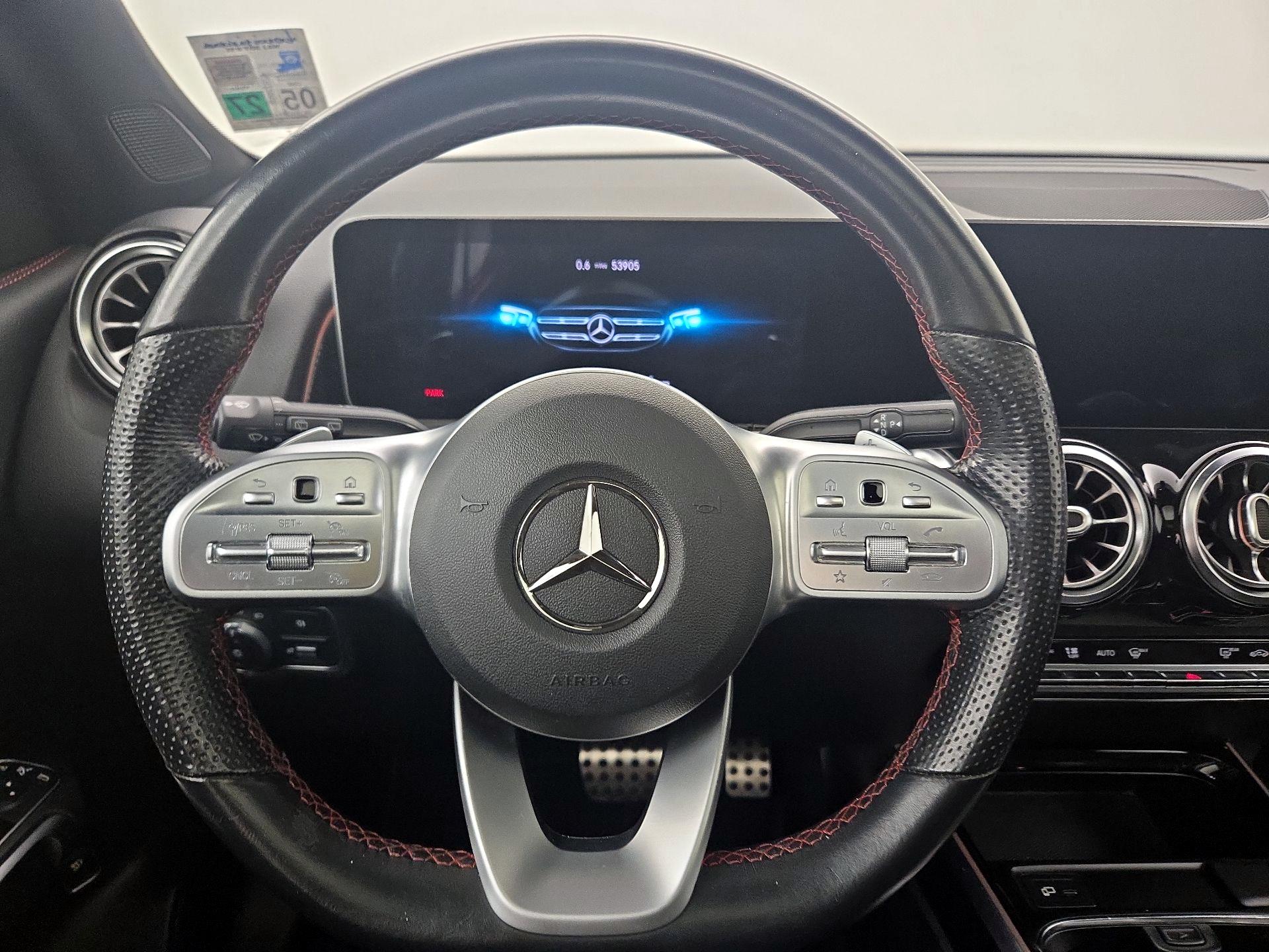 Thumbnail: 2020 Mercedes-Benz GLB - 10
