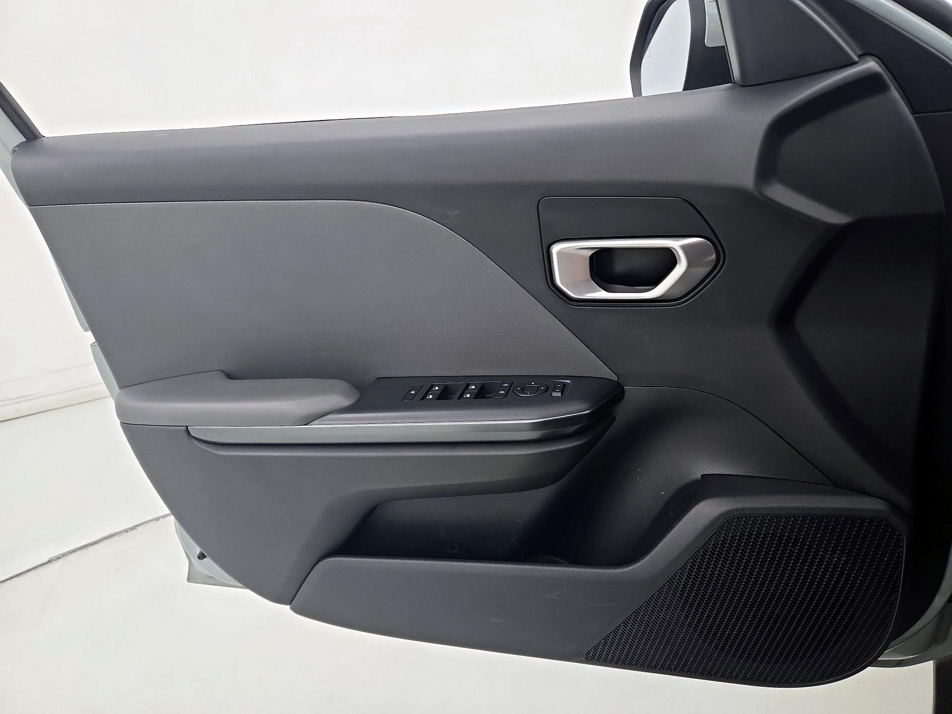 Thumbnail: 2025 Kia K4 - 12