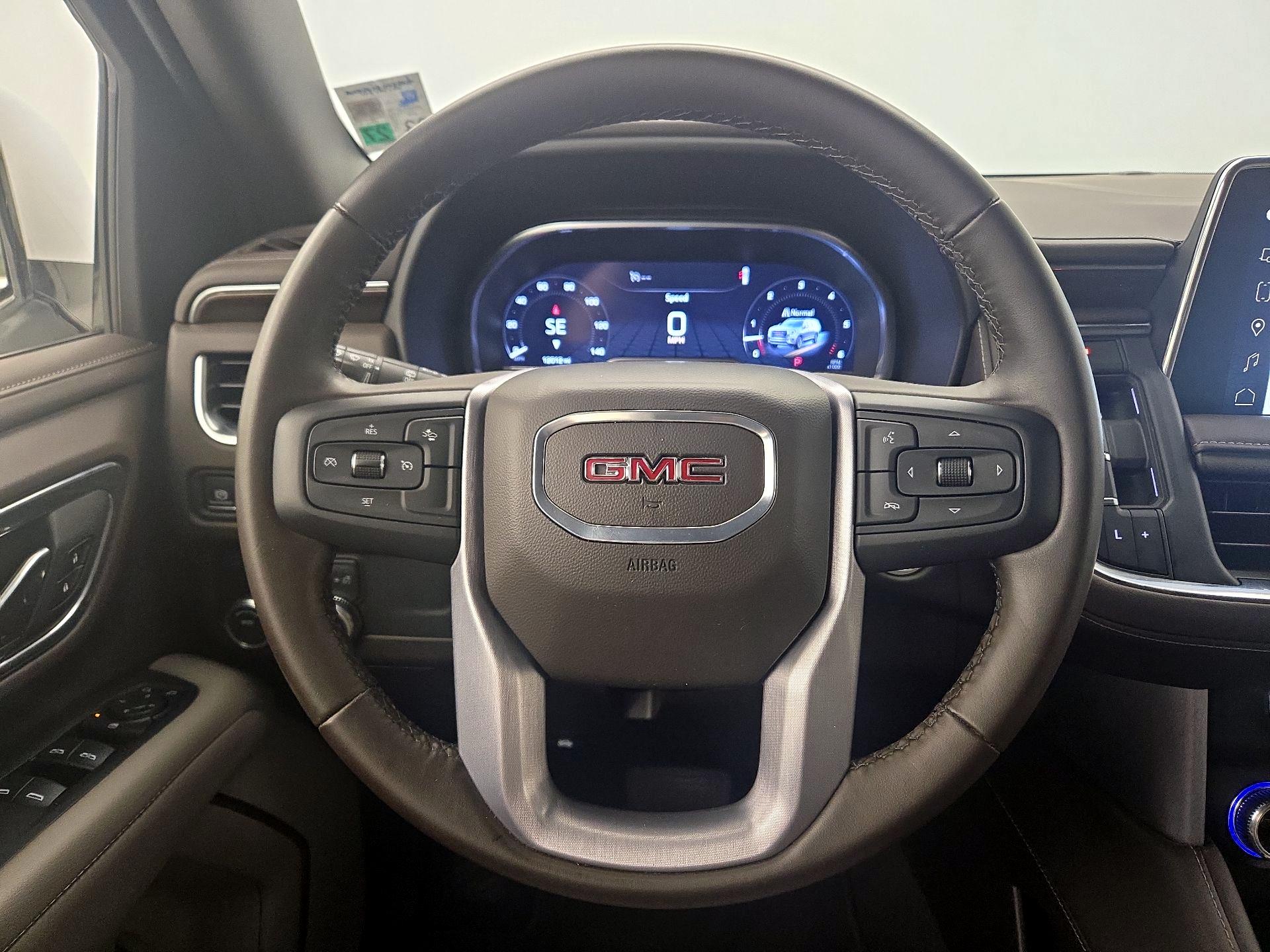 Thumbnail: 2024 GMC Yukon XL - 10