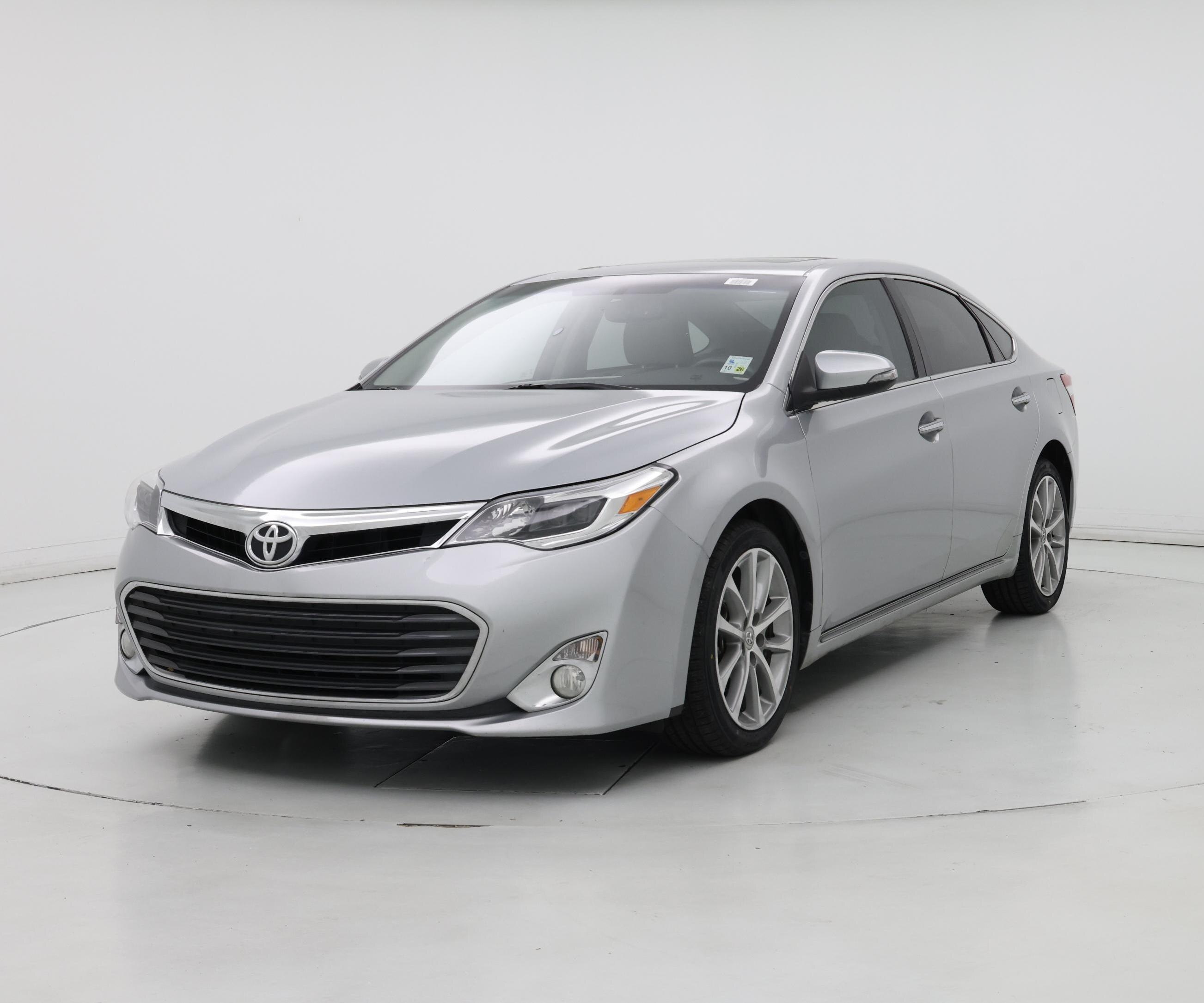 Thumbnail: 2015 Toyota Avalon - 4
