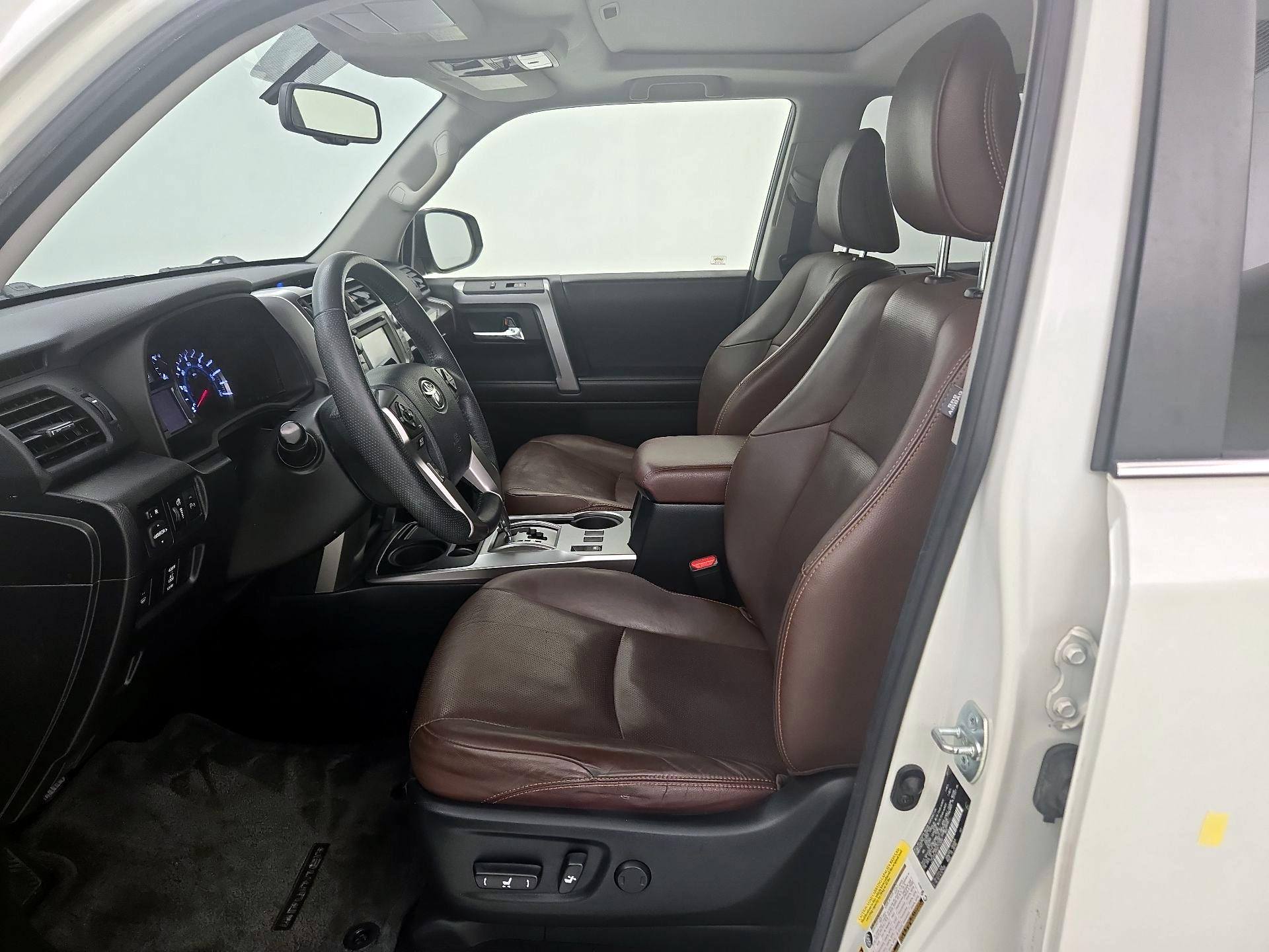 Thumbnail: 2017 Toyota 4Runner - 11