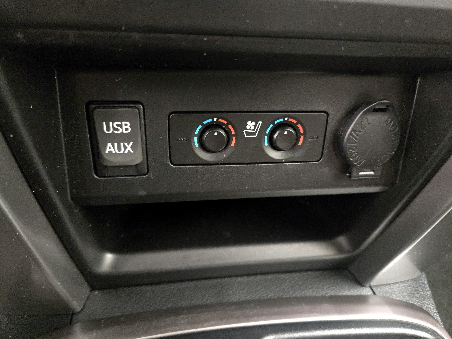 Thumbnail: 2017 Toyota 4Runner - 18