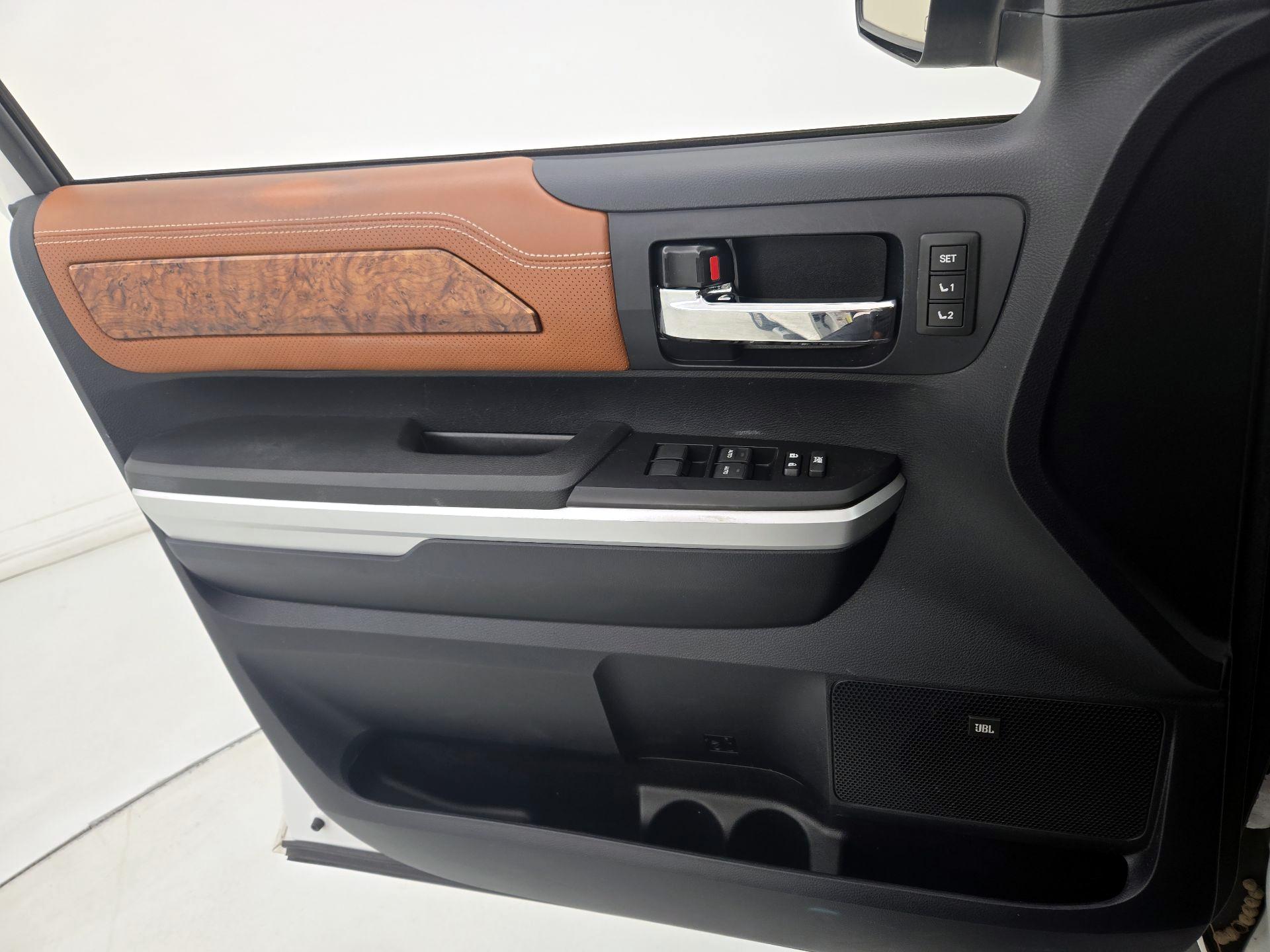 Thumbnail: 2014 Toyota Tundra - 12