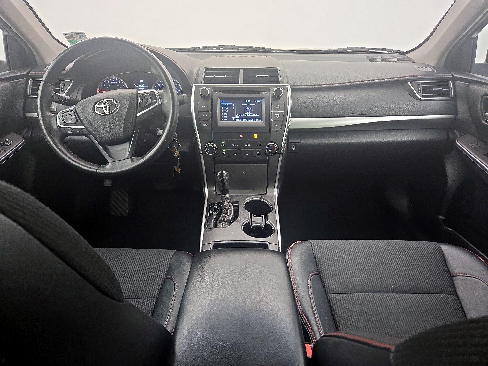 Thumbnail: 2016 Toyota Camry - 9