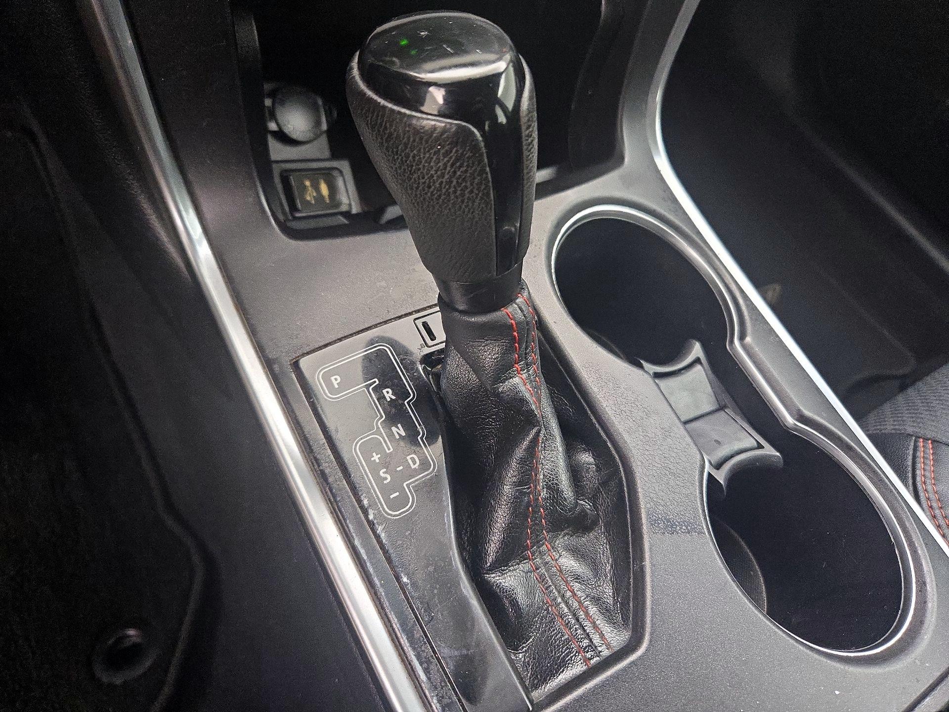 Thumbnail: 2016 Toyota Camry - 17