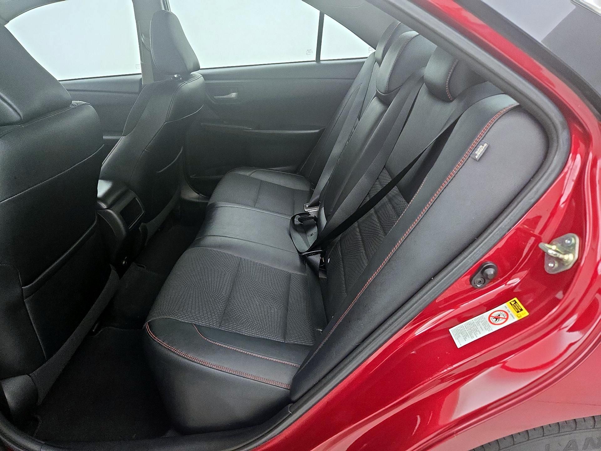 Thumbnail: 2016 Toyota Camry - 19