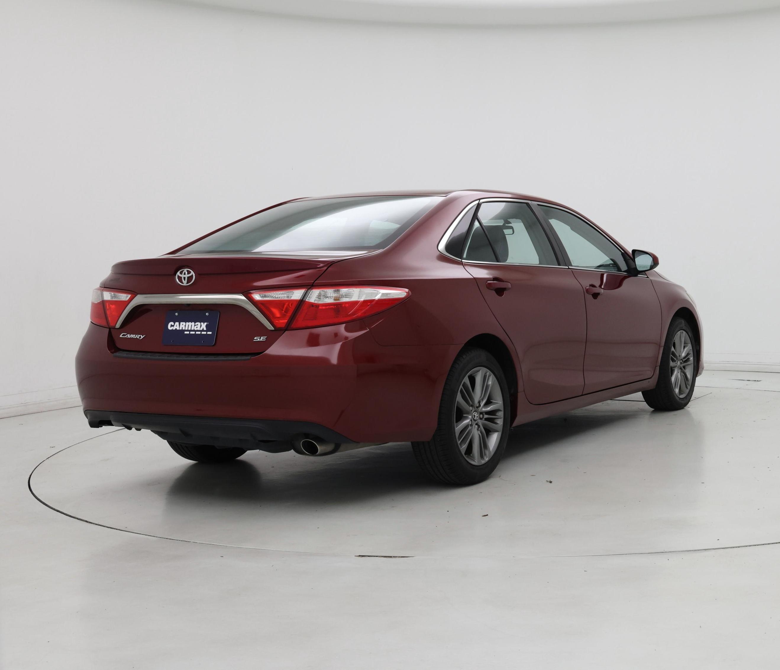 Thumbnail: 2016 Toyota Camry - 8