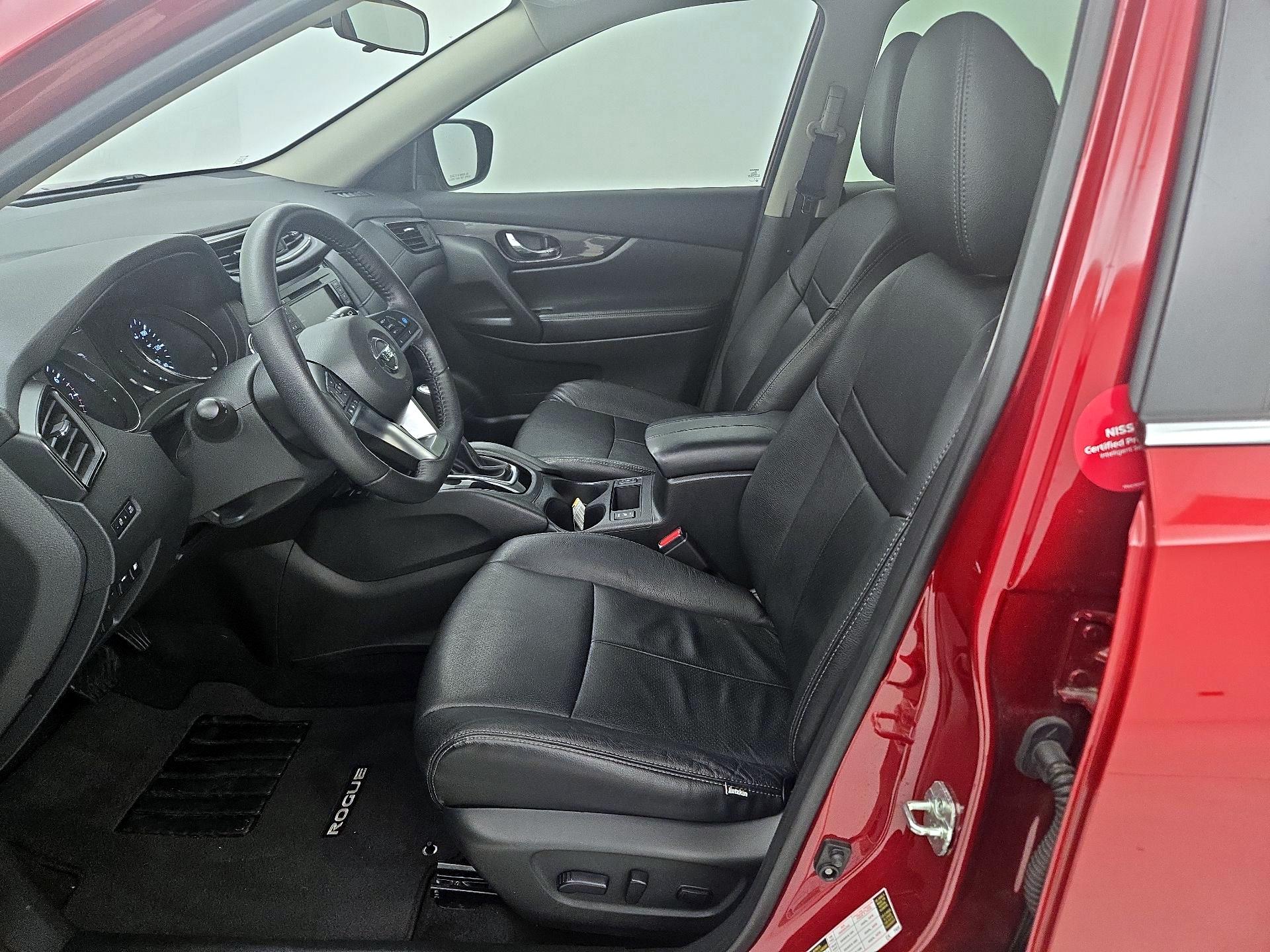 Thumbnail: 2019 Nissan Rogue - 11