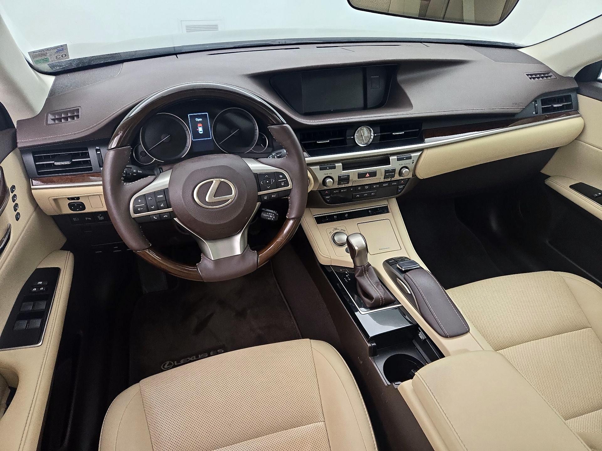 Thumbnail: 2018 Lexus ES - 9