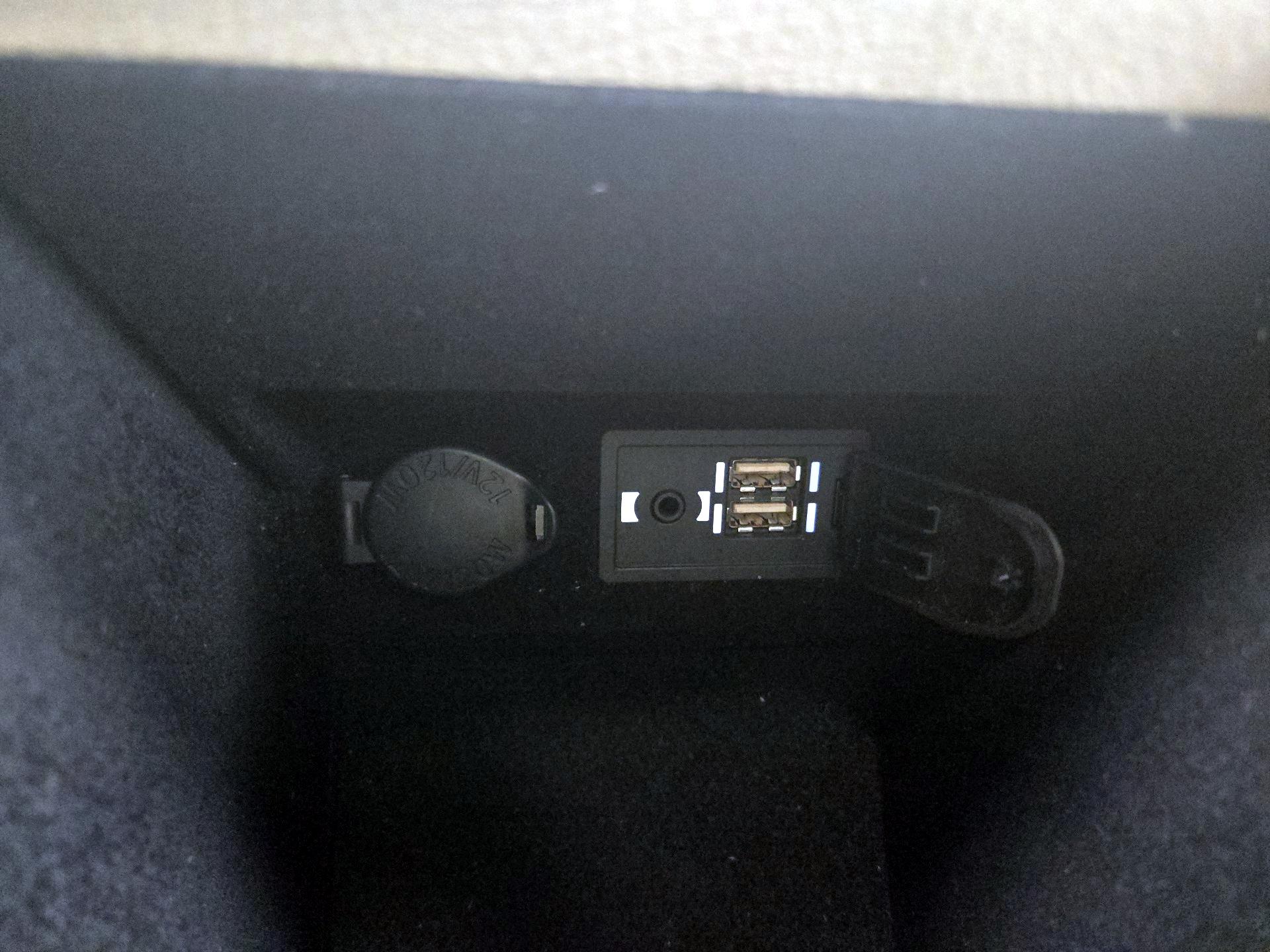 Thumbnail: 2018 Lexus ES - 19