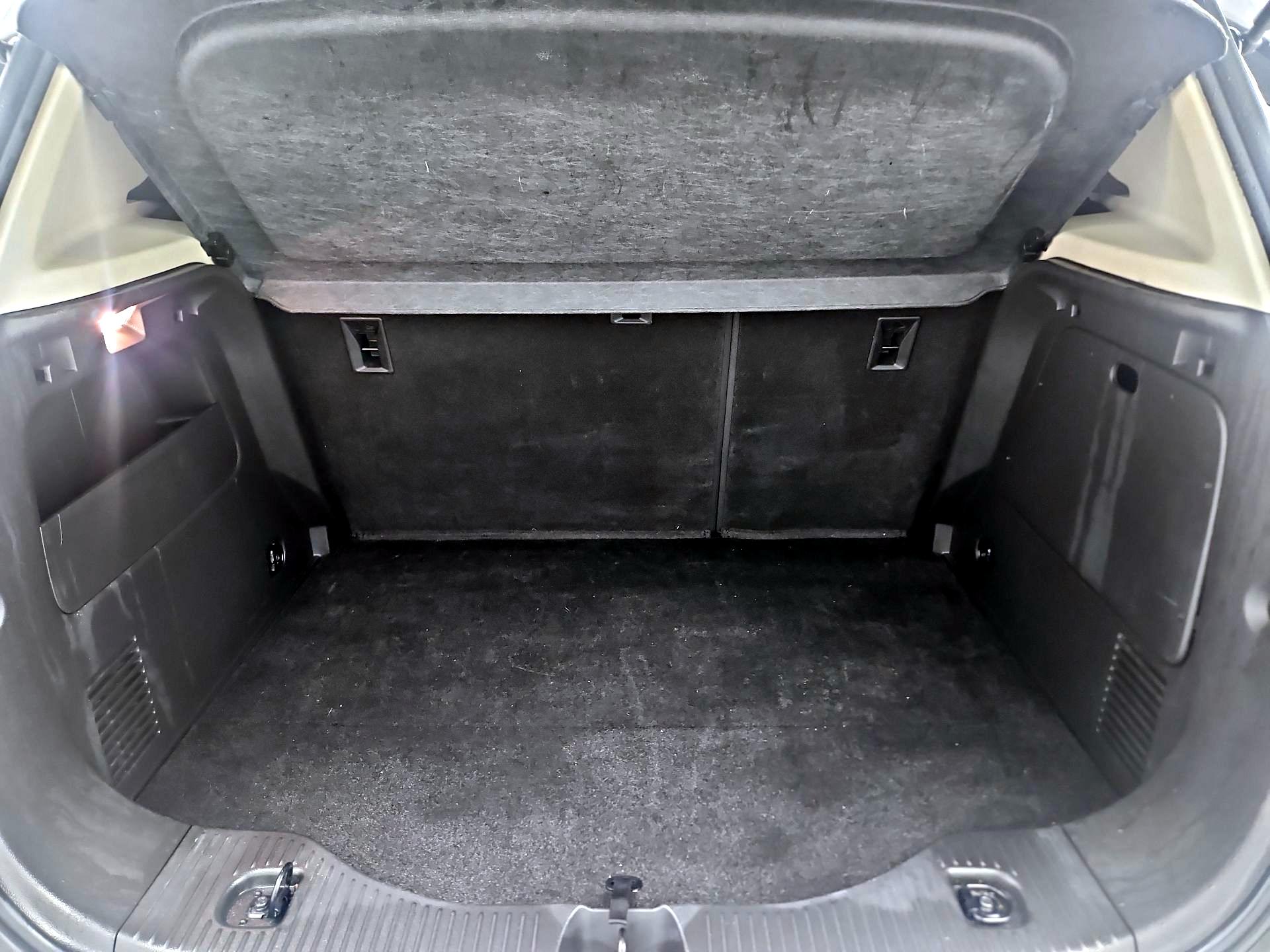 Thumbnail: 2019 Buick Encore - 18