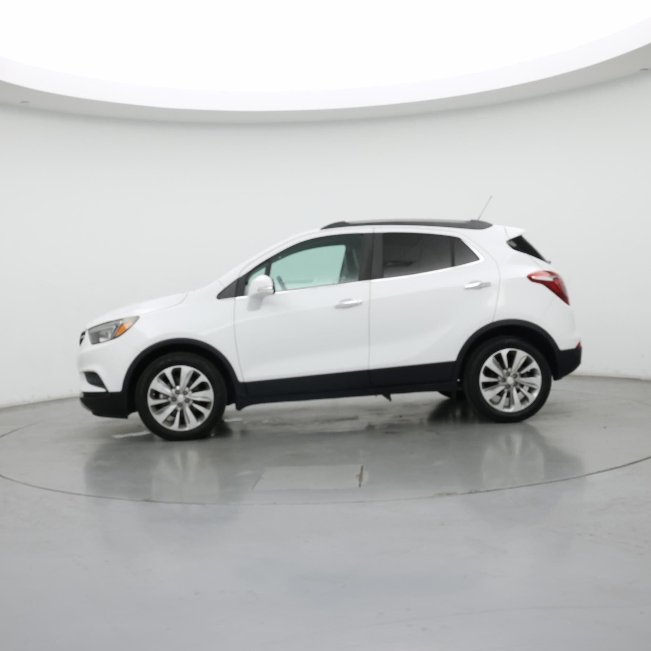 Thumbnail: 2019 Buick Encore - 3