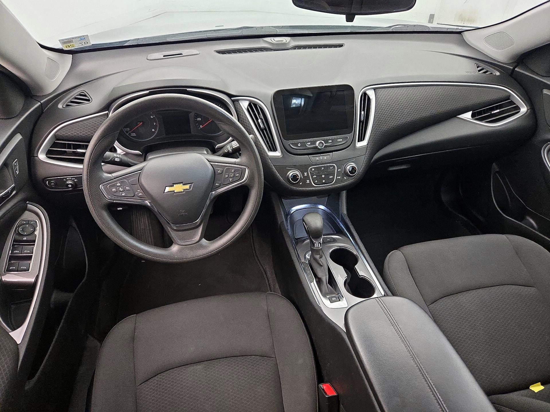 Thumbnail: 2024 Chevrolet Malibu - 9