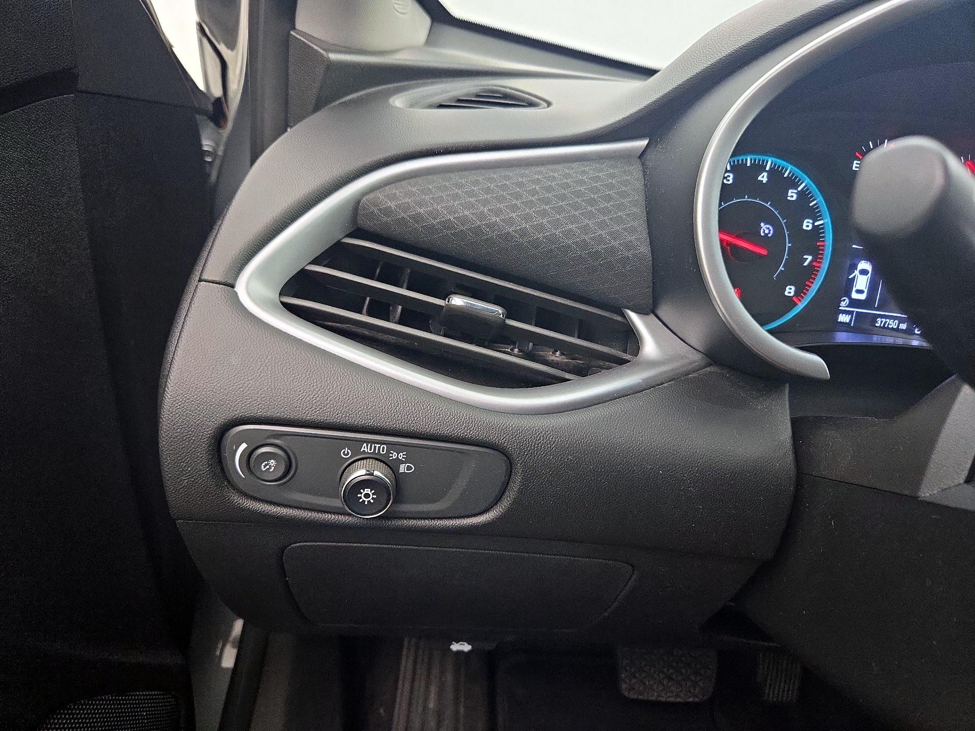 Thumbnail: 2024 Chevrolet Malibu - 13