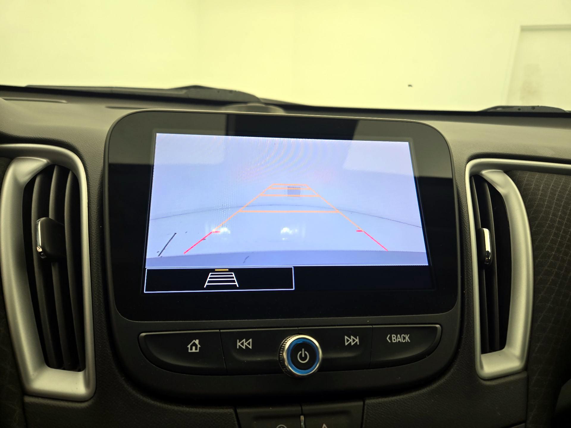 Thumbnail: 2024 Chevrolet Malibu - 14