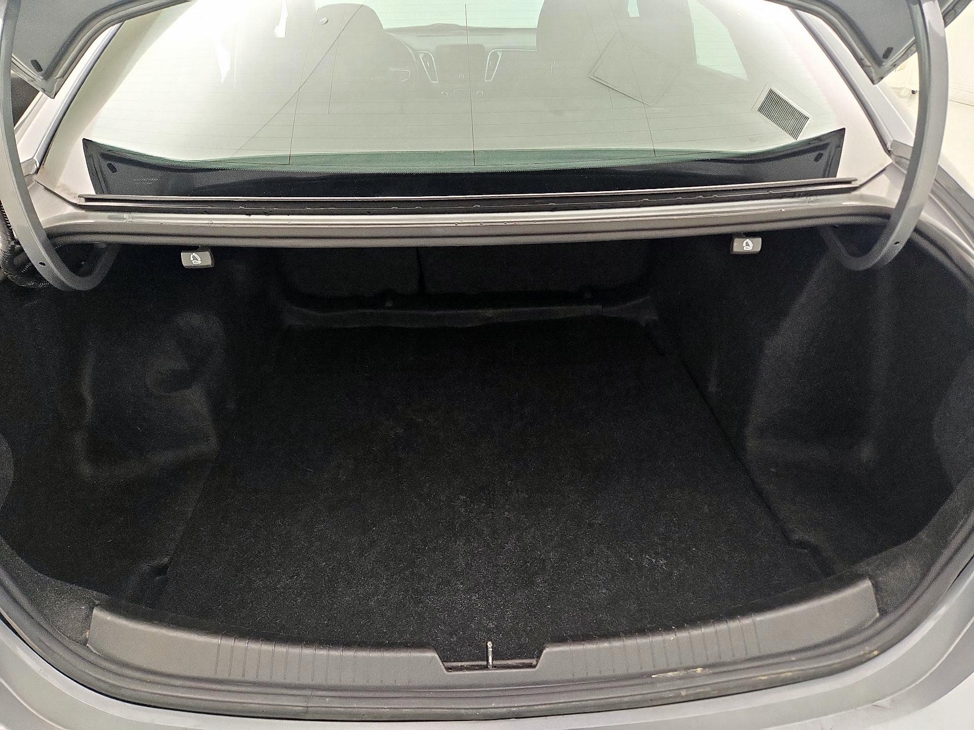 Thumbnail: 2024 Chevrolet Malibu - 20