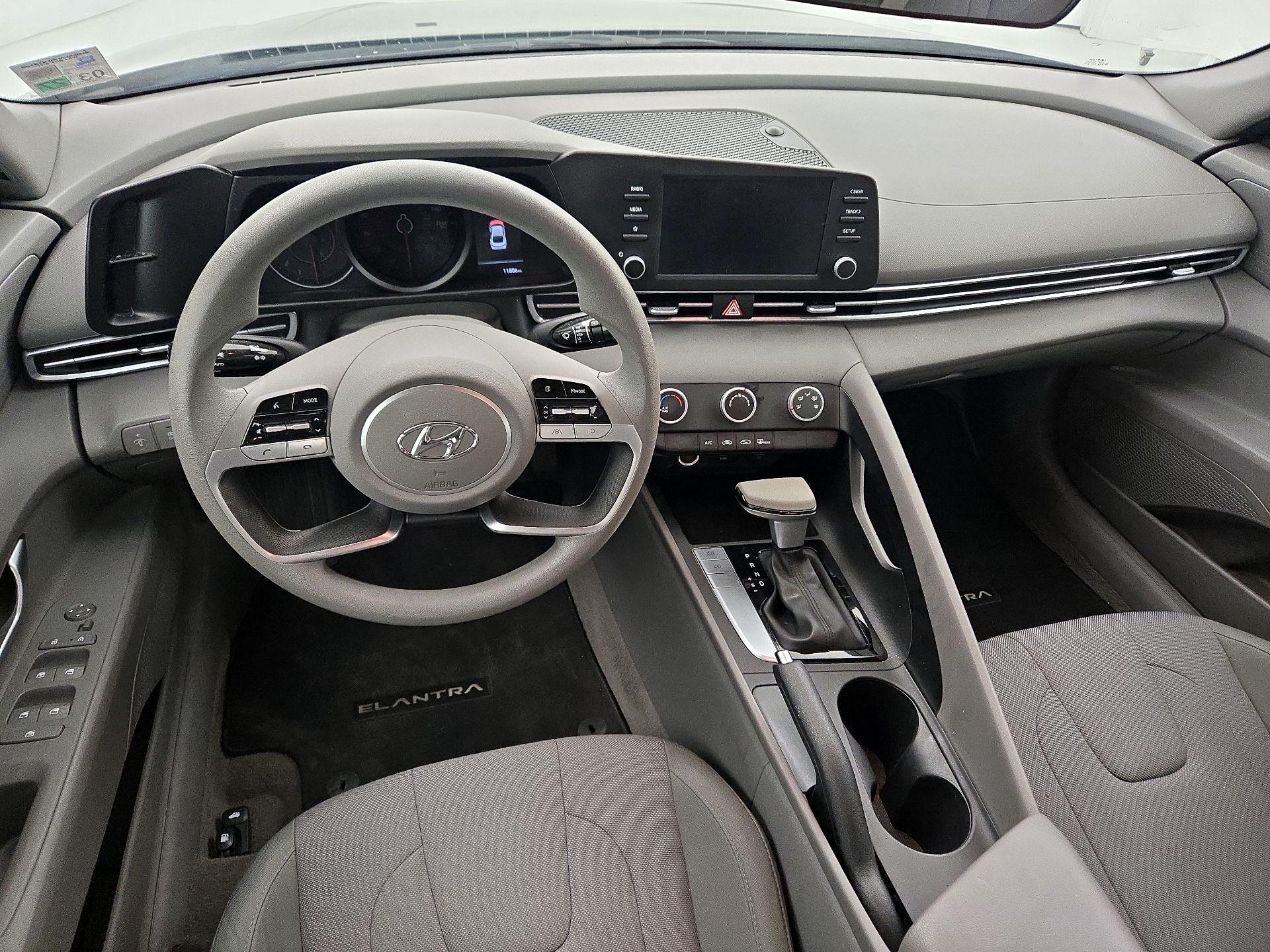 Thumbnail: 2023 Hyundai Elantra - 9