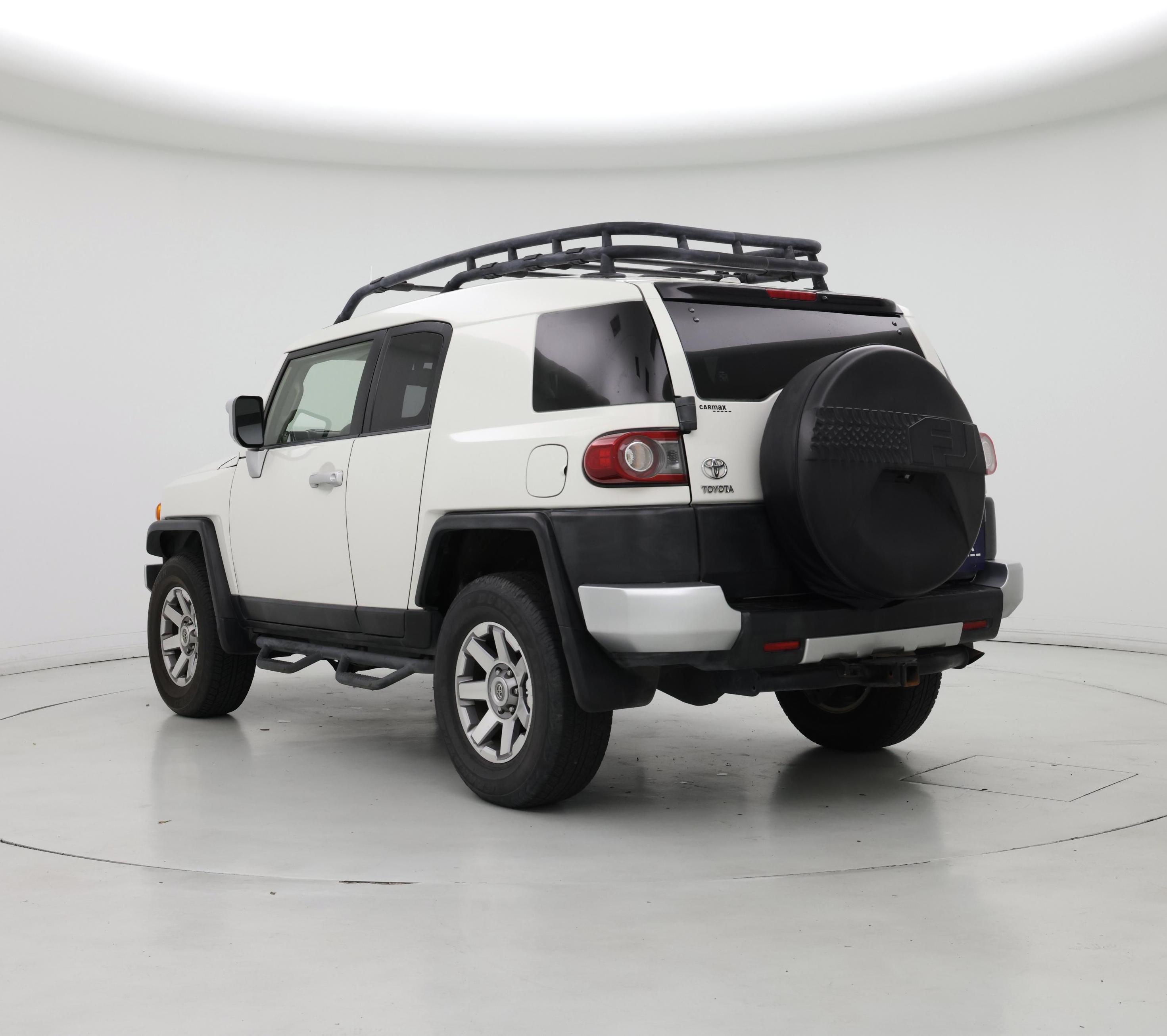 Thumbnail: 2014 Toyota FJ Cruiser - 2
