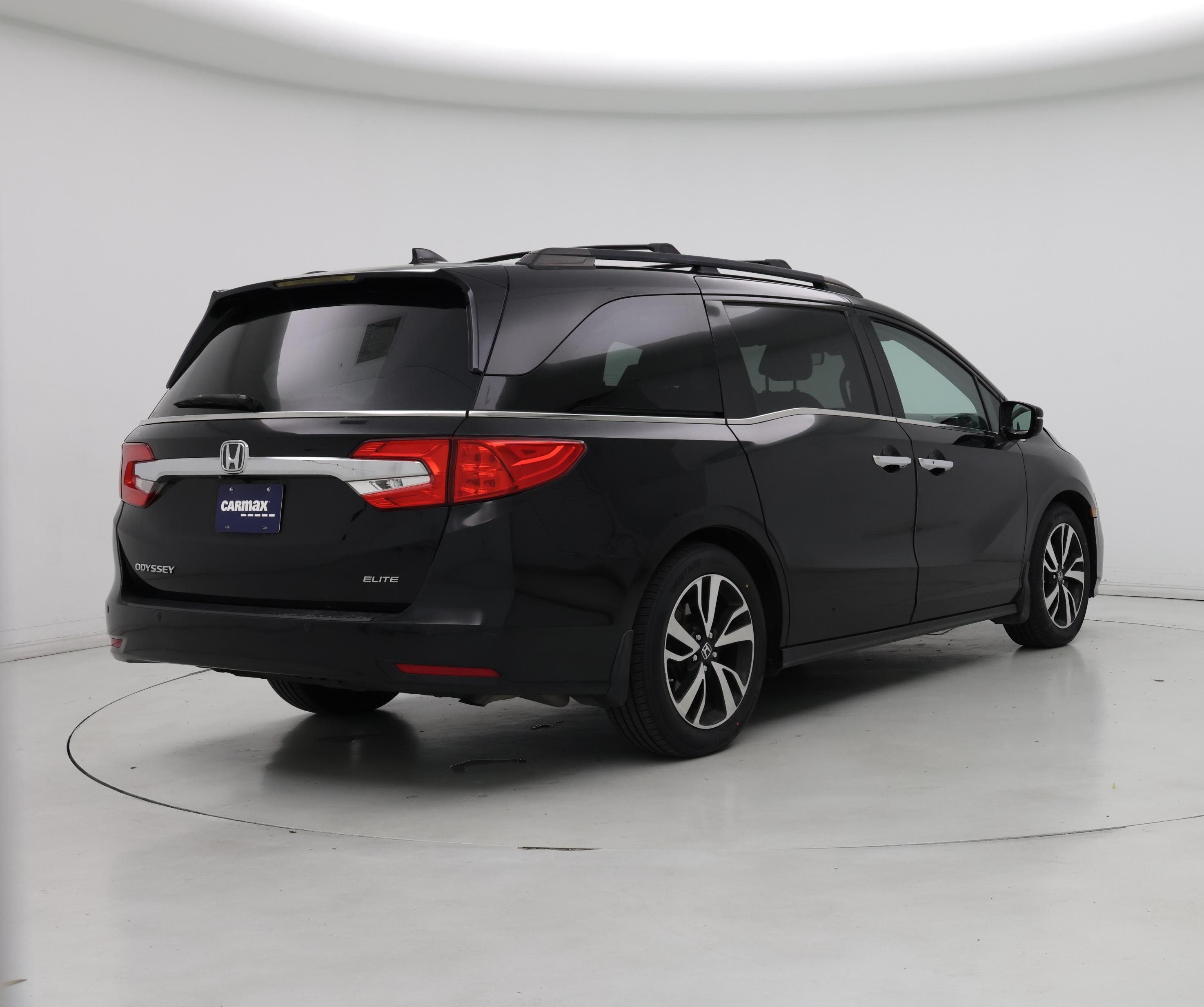 Thumbnail: 2018 Honda Odyssey - 8