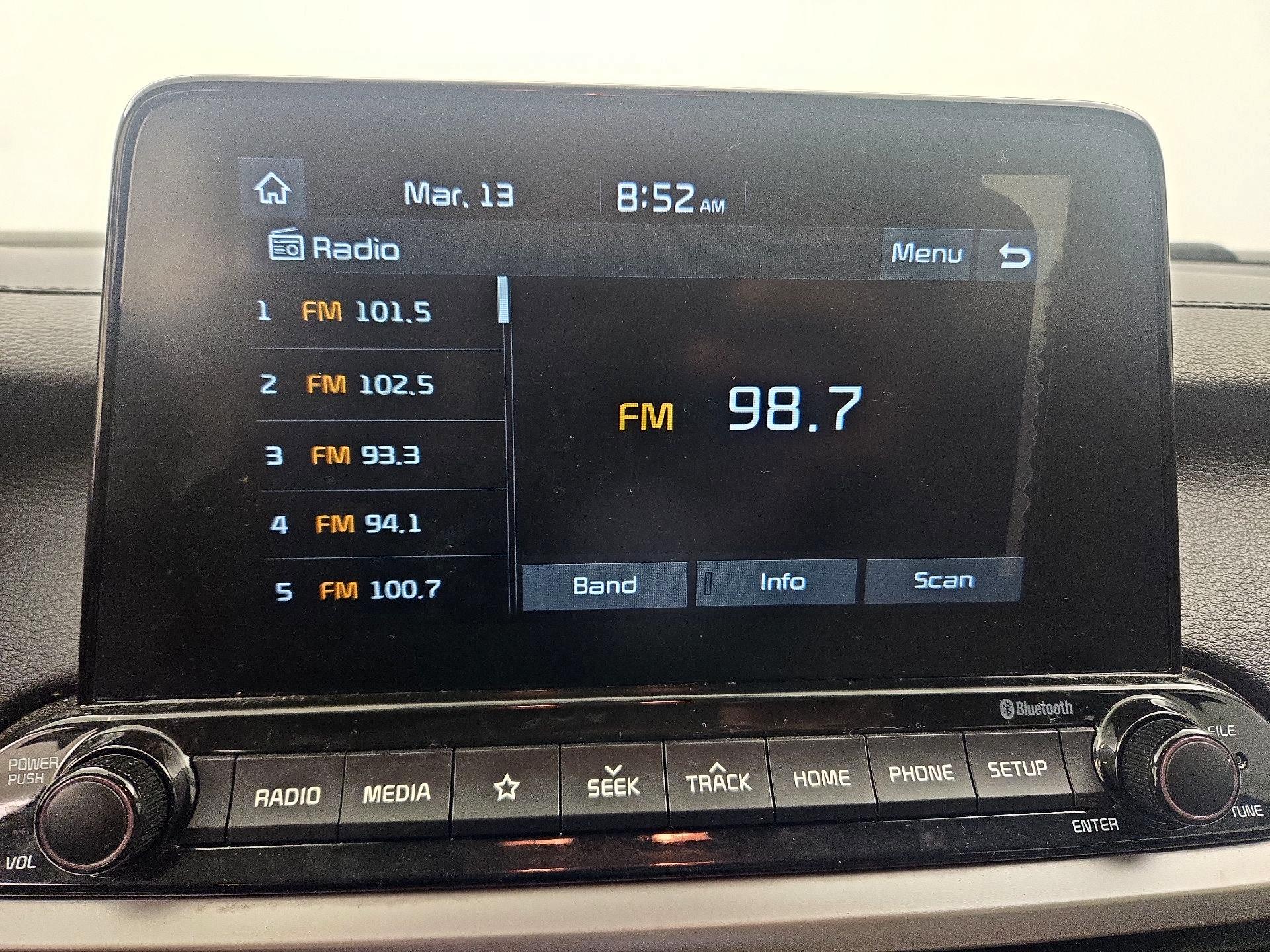 Thumbnail: 2020 Kia Forte - 15