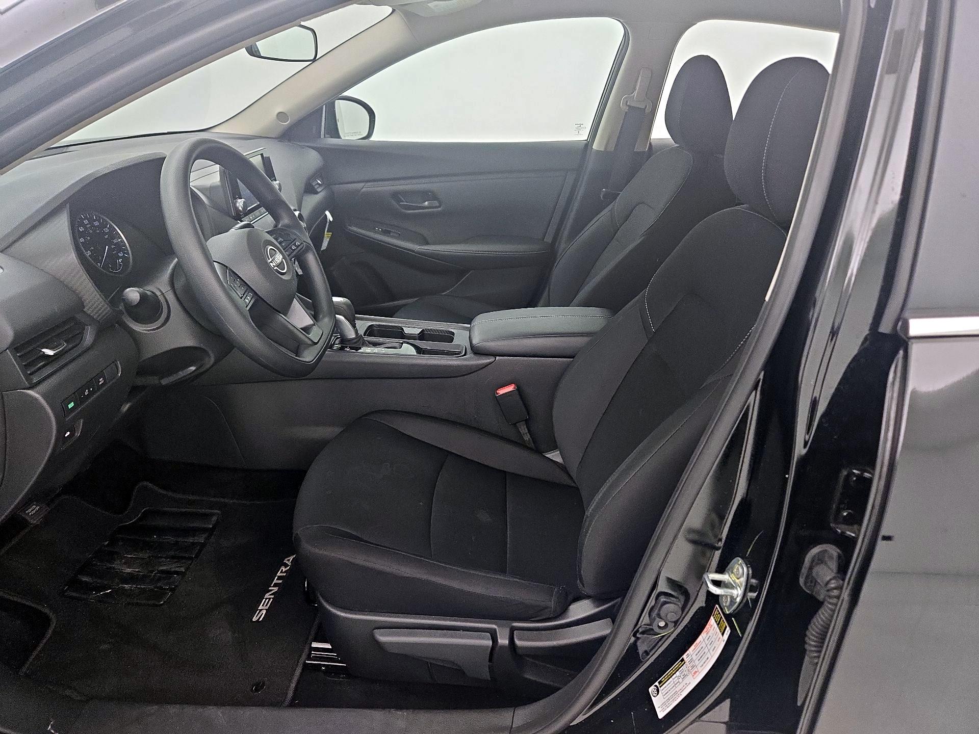 Thumbnail: 2025 Nissan Sentra - 11