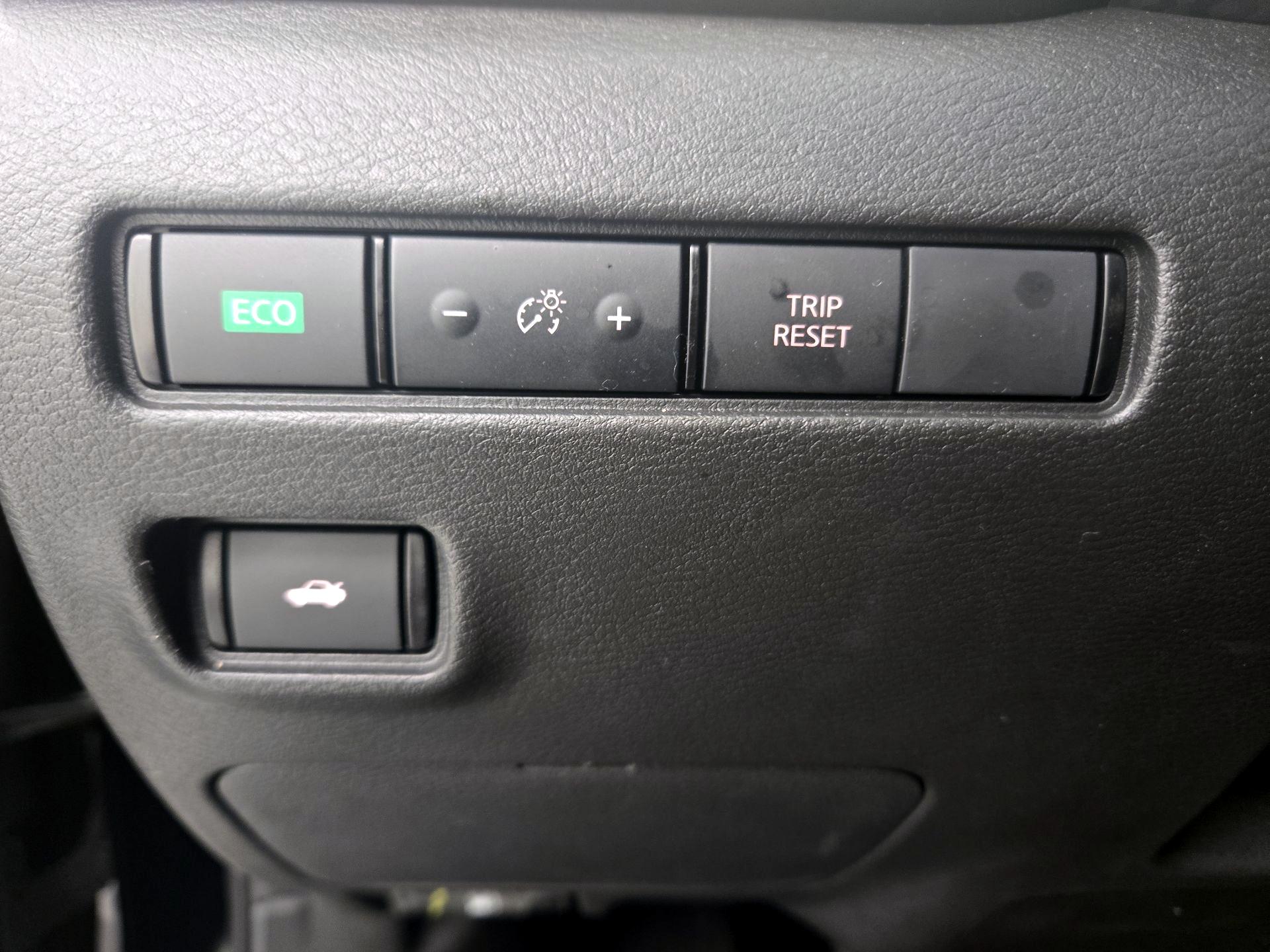 Thumbnail: 2025 Nissan Sentra - 13