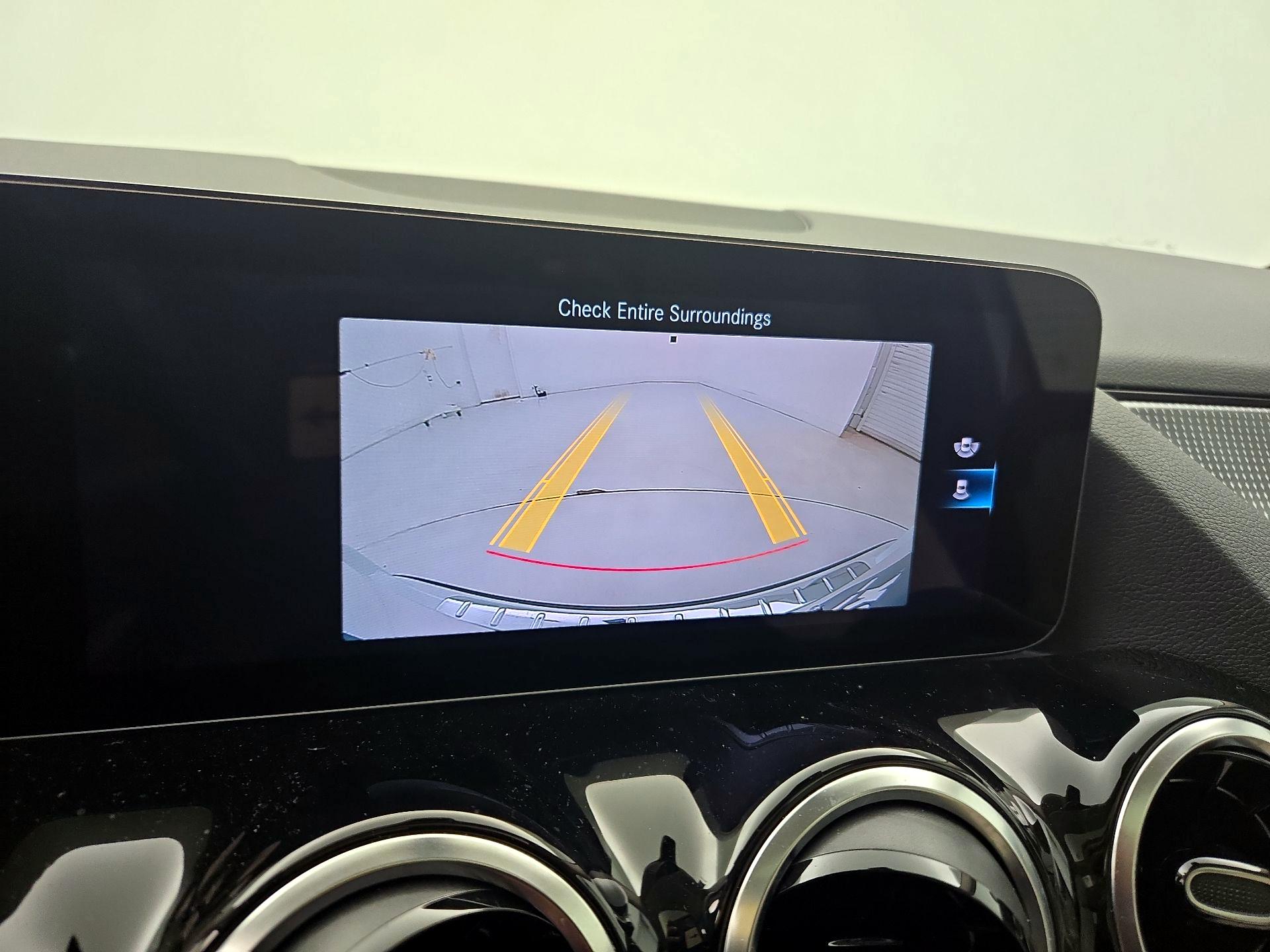 Thumbnail: 2023 Mercedes-Benz GLA - 14