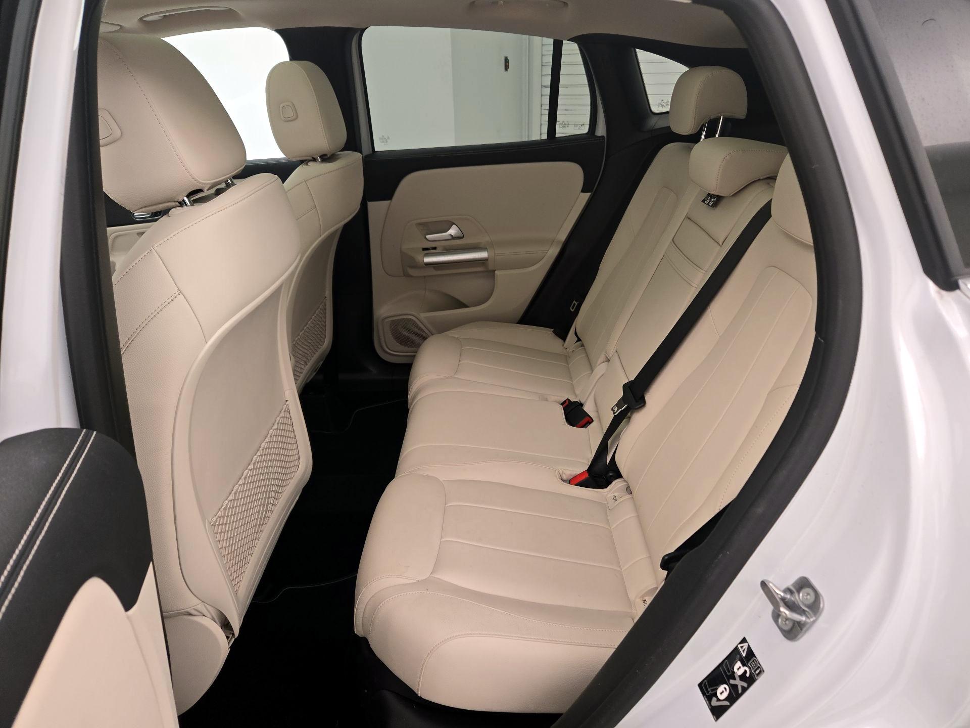 Thumbnail: 2023 Mercedes-Benz GLA - 20