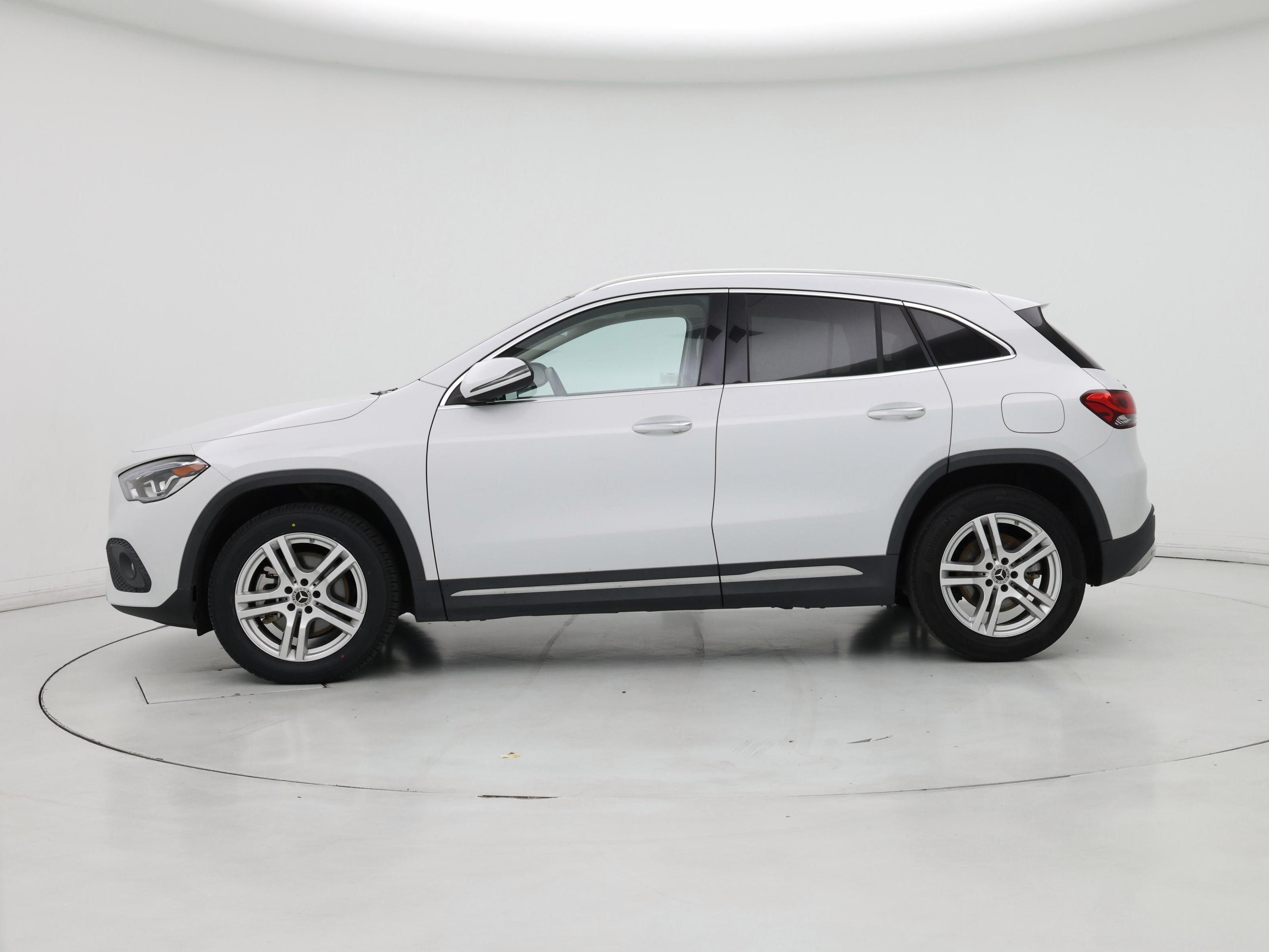 Thumbnail: 2023 Mercedes-Benz GLA - 3