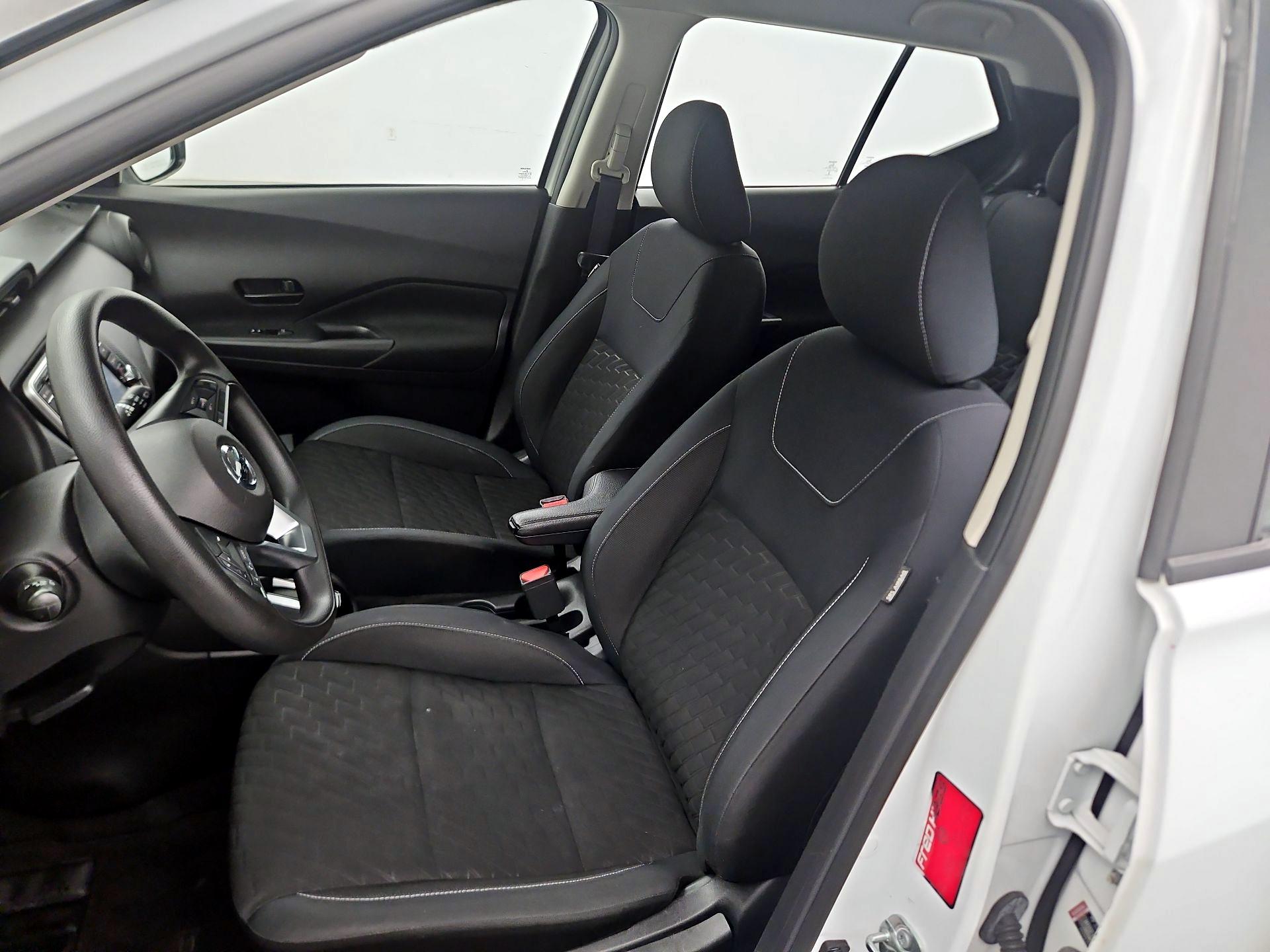 Thumbnail: 2021 Nissan Kicks - 11