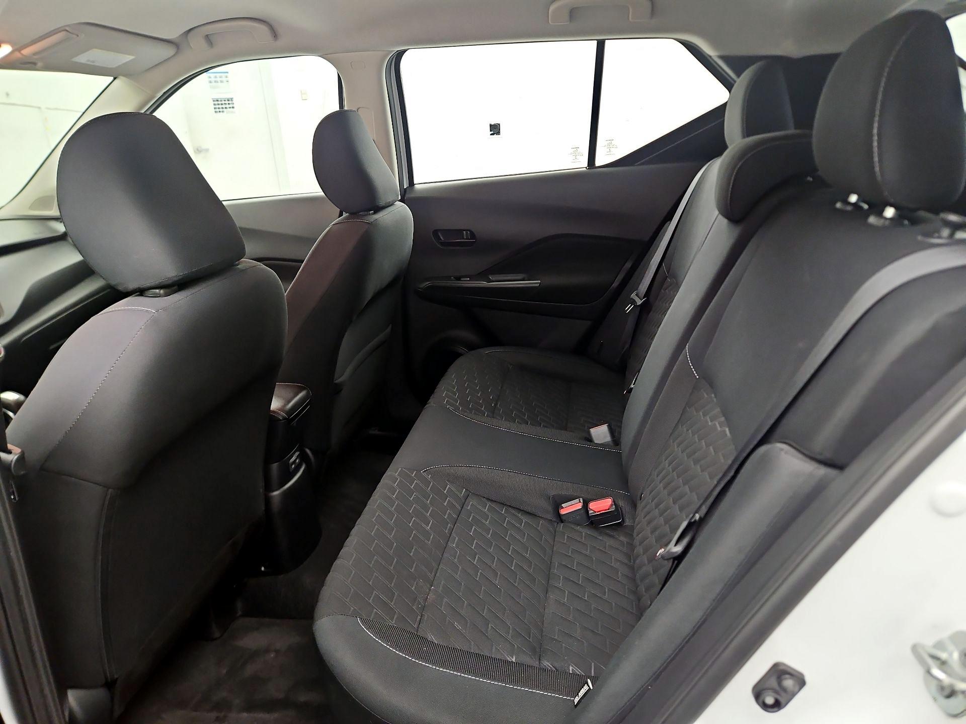 Thumbnail: 2021 Nissan Kicks - 18