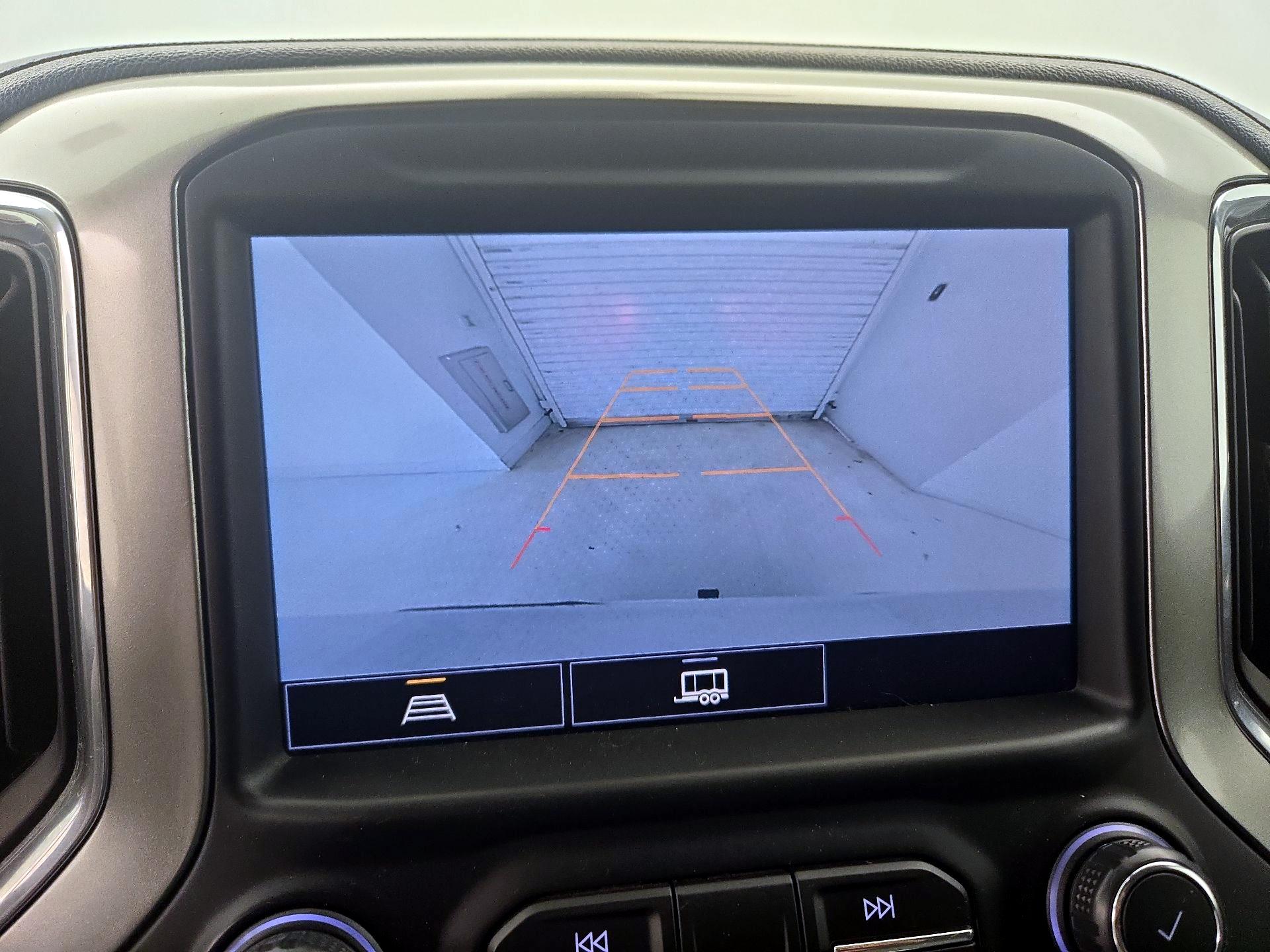 Thumbnail: 2021 Chevrolet Silverado 1500 - 14