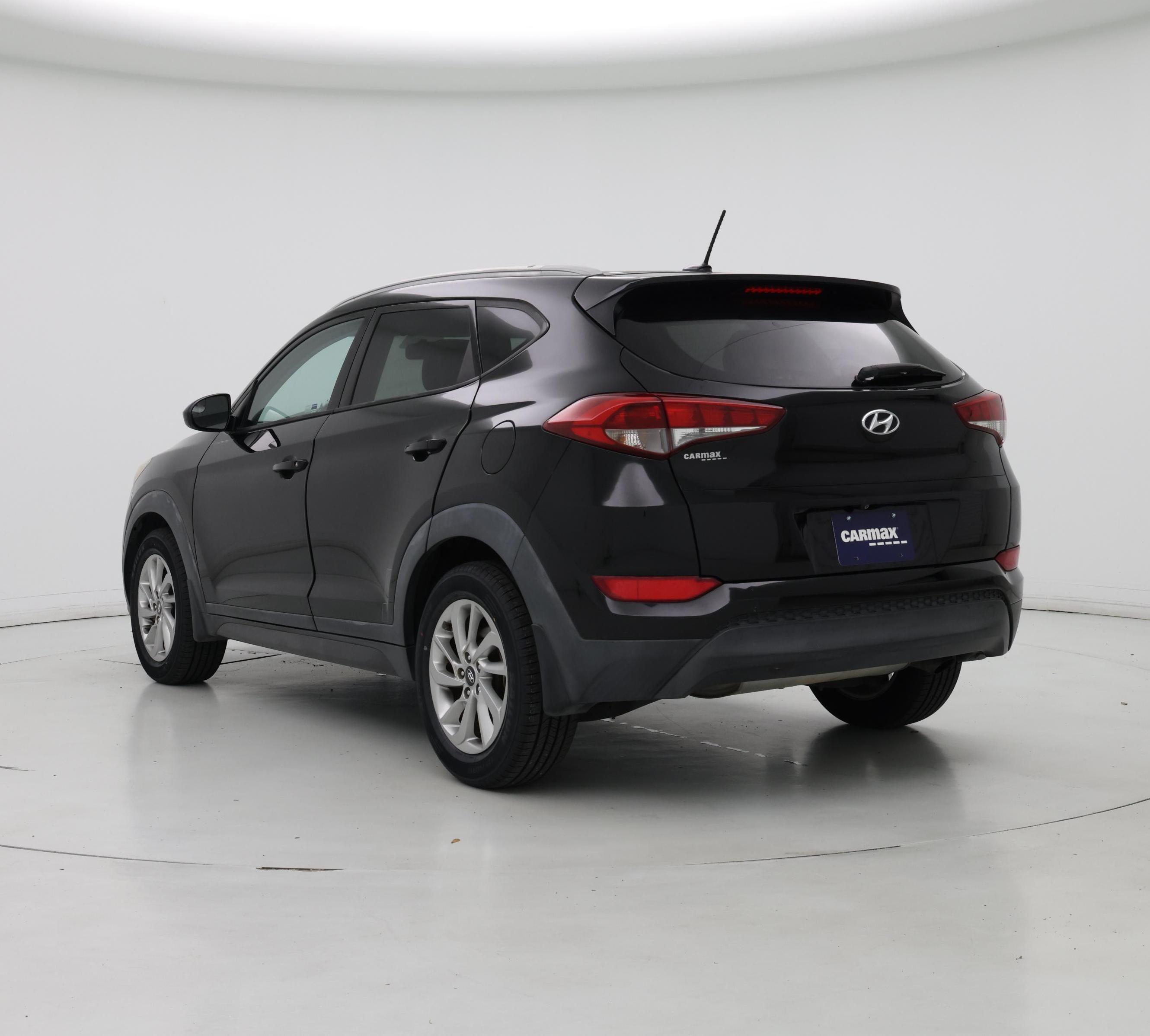 Thumbnail: 2016 Hyundai Tucson - 2