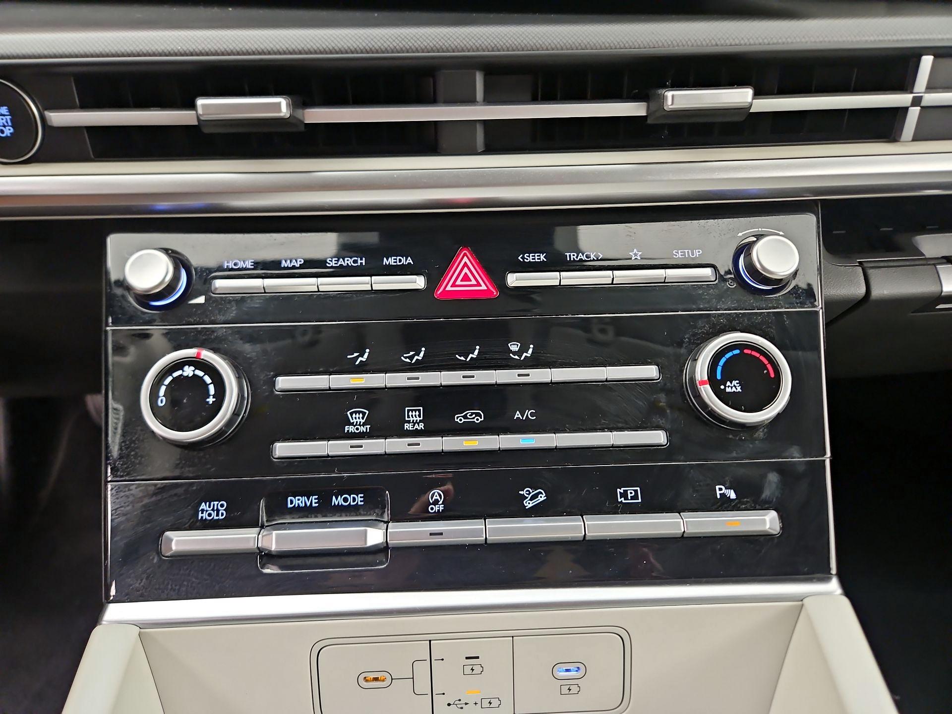 Thumbnail: 2025 Hyundai Santa Fe - 16