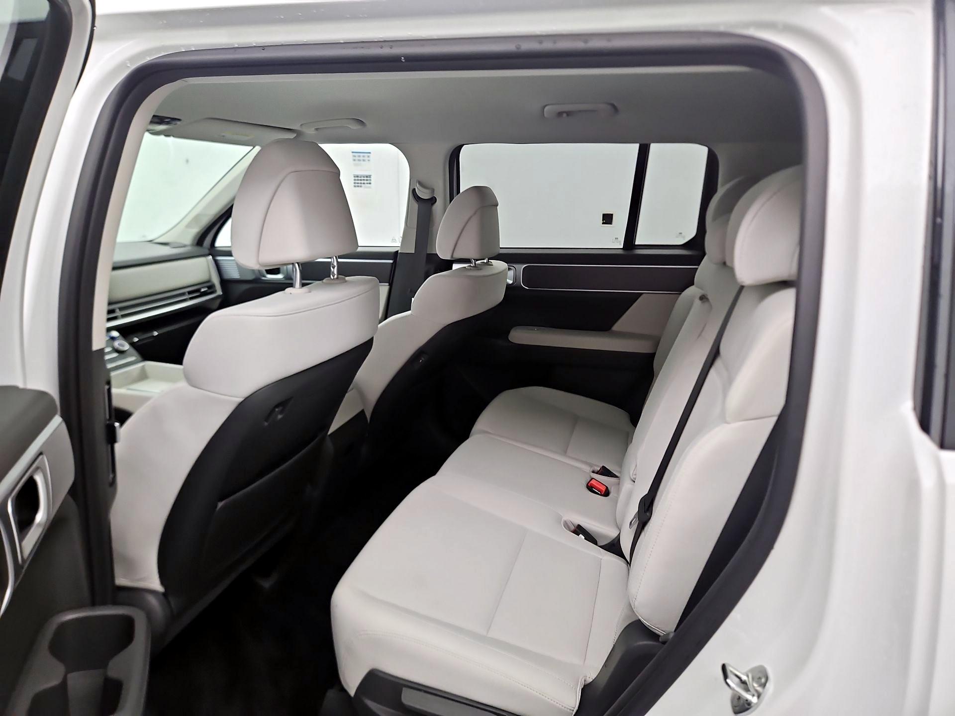 Thumbnail: 2025 Hyundai Santa Fe - 19