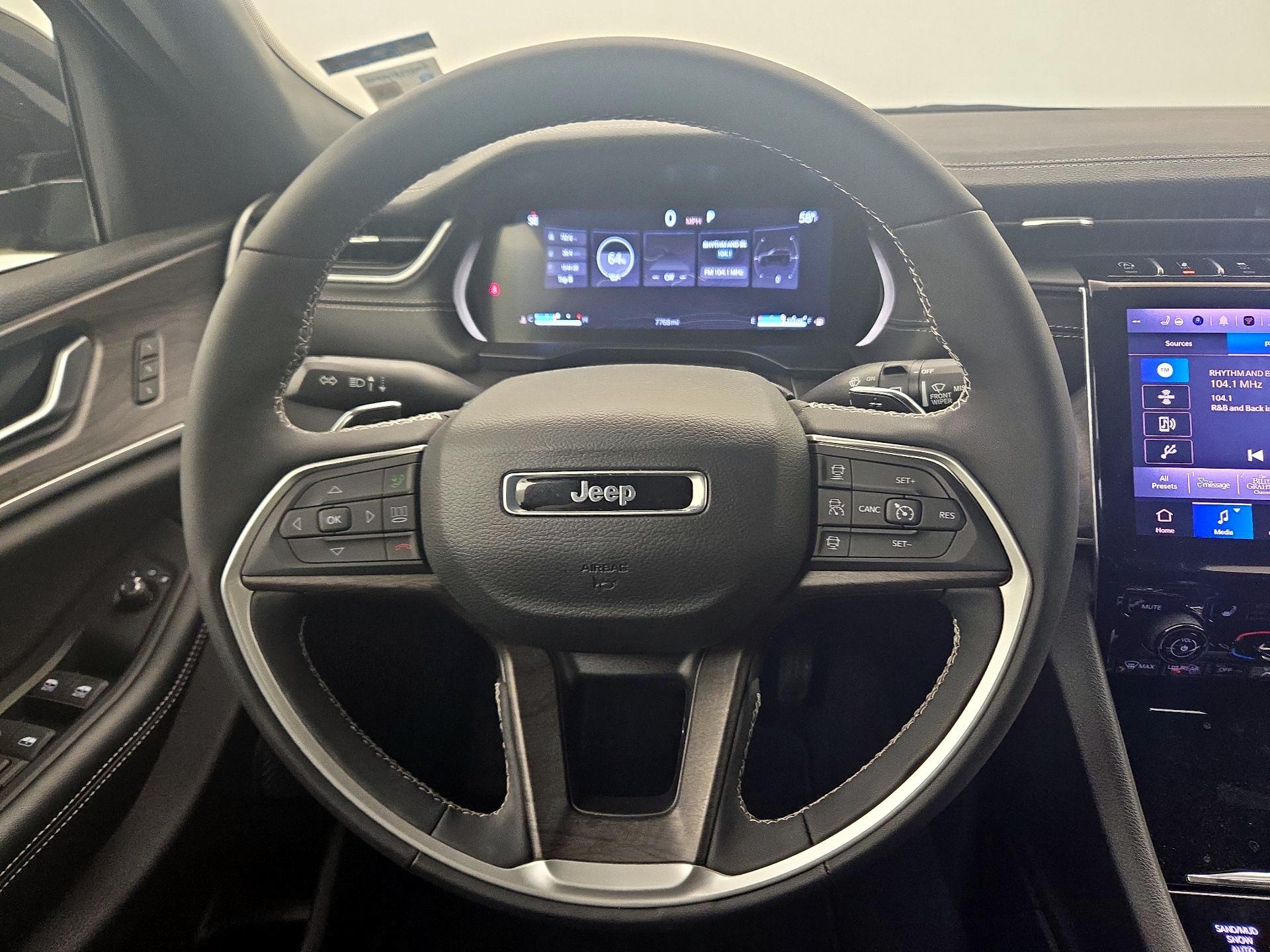 Thumbnail: 2025 Jeep Grand Cherokee - 10