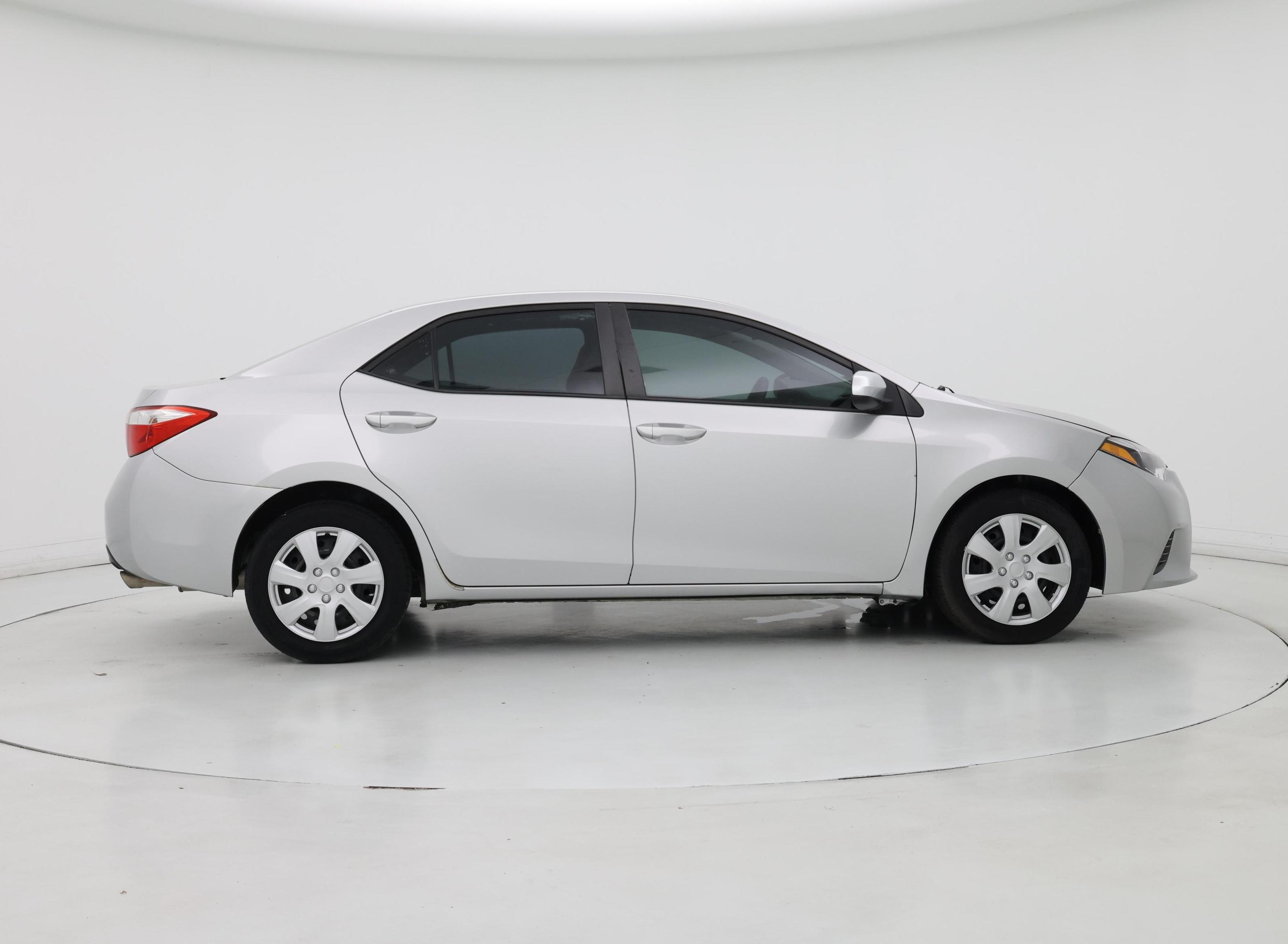 Thumbnail: 2015 Toyota Corolla - 7