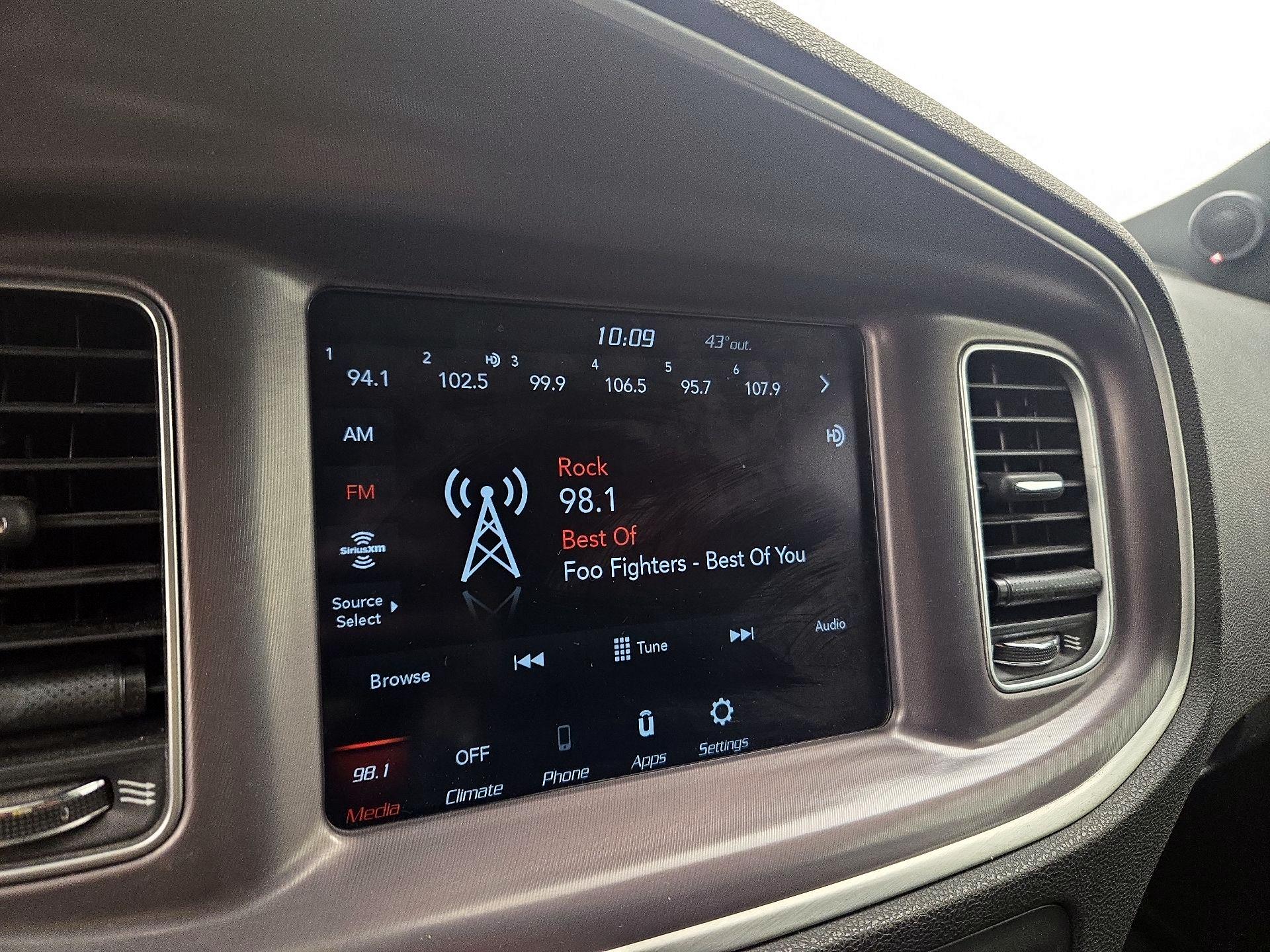 Thumbnail: 2022 Dodge Charger - 15