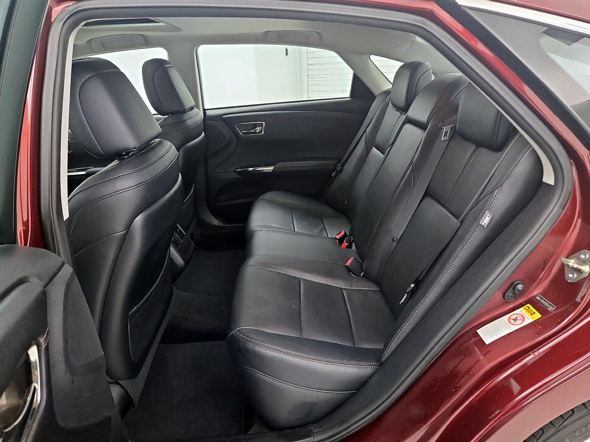 Thumbnail: 2014 Toyota Avalon - 20