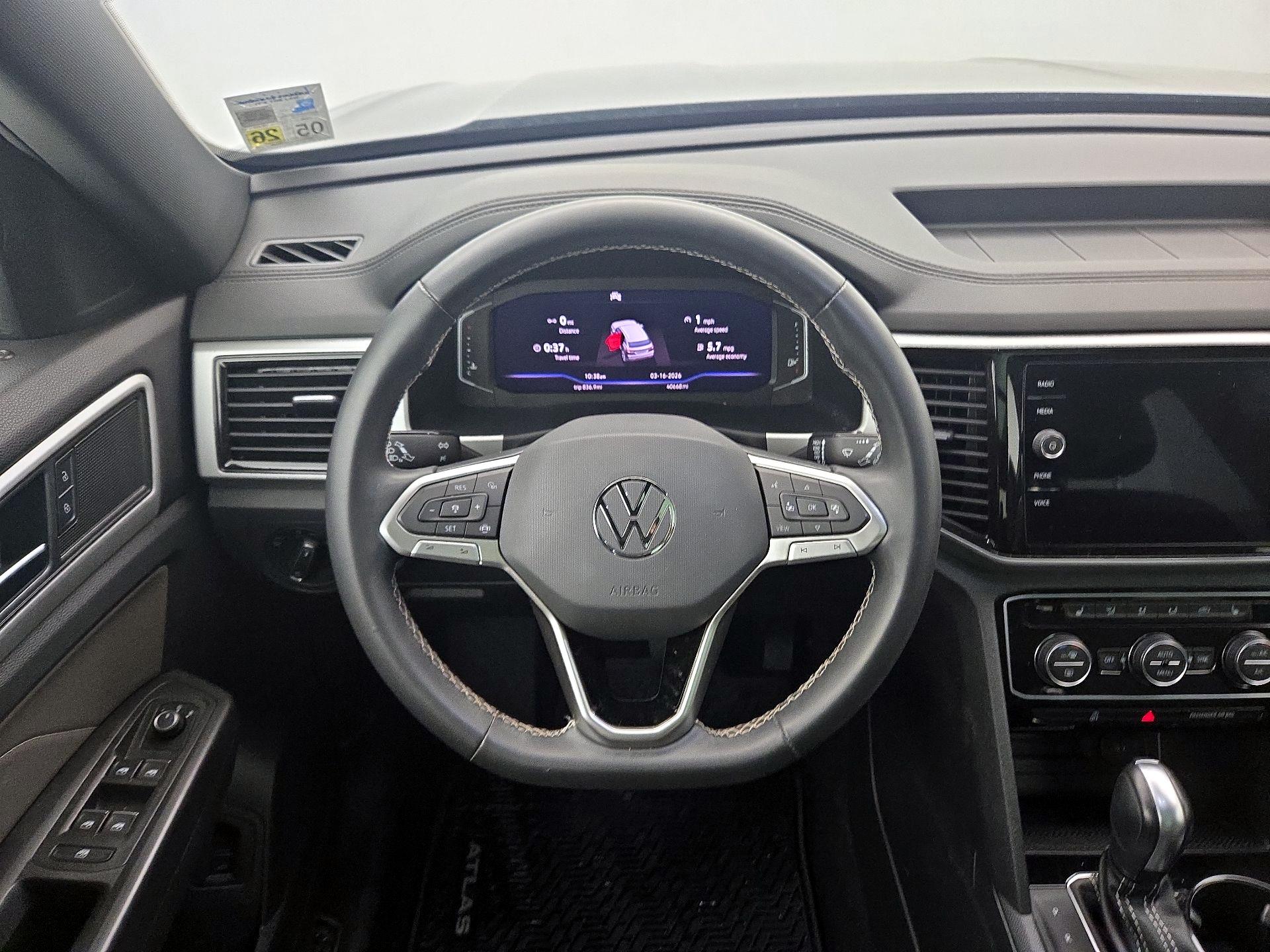 Thumbnail: 2022 Volkswagen Atlas - 10