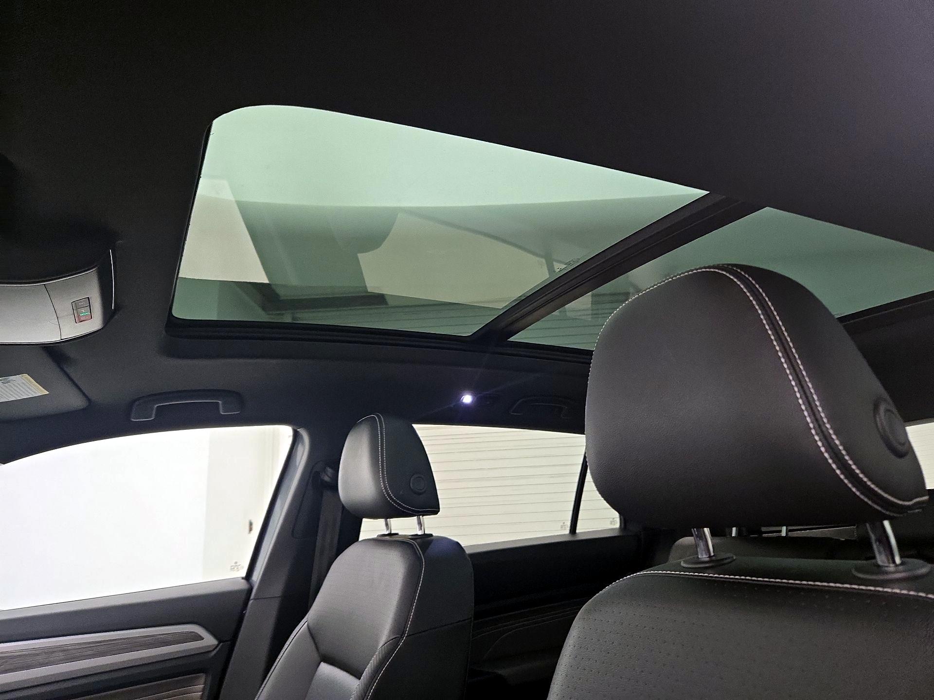 Thumbnail: 2022 Volkswagen Atlas - 19