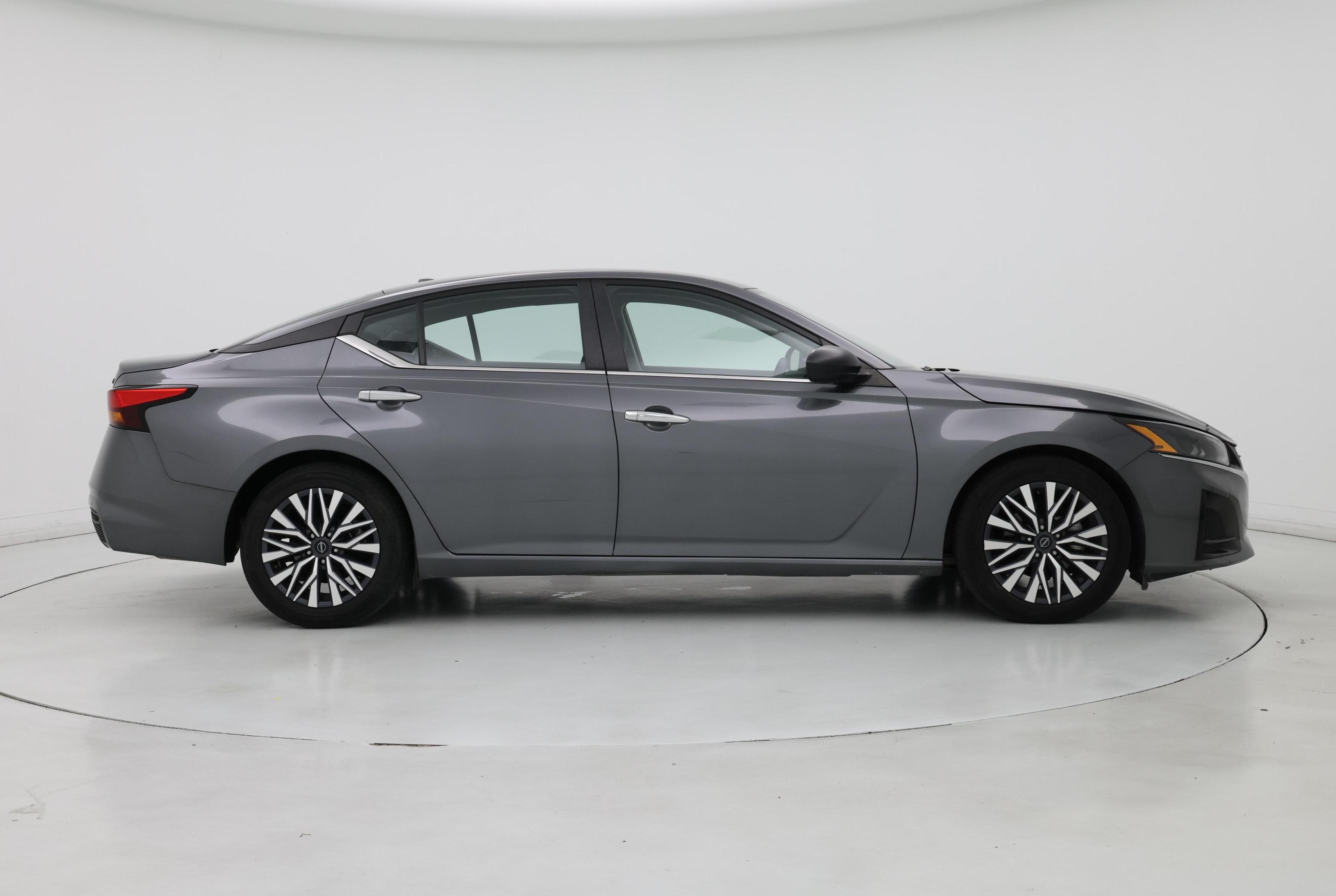 Thumbnail: 2024 Nissan Altima - 7