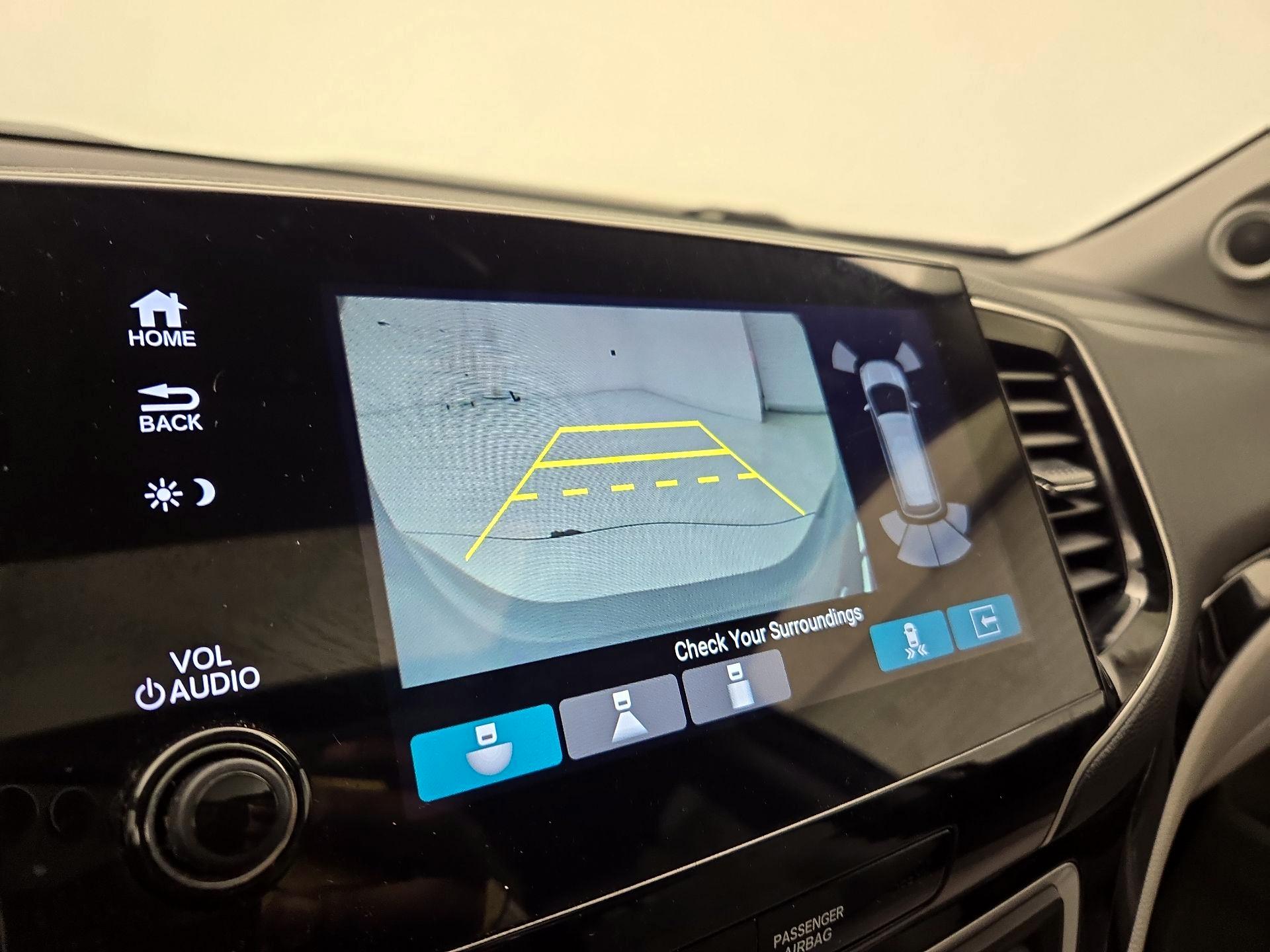 Thumbnail: 2019 Honda Pilot - 15