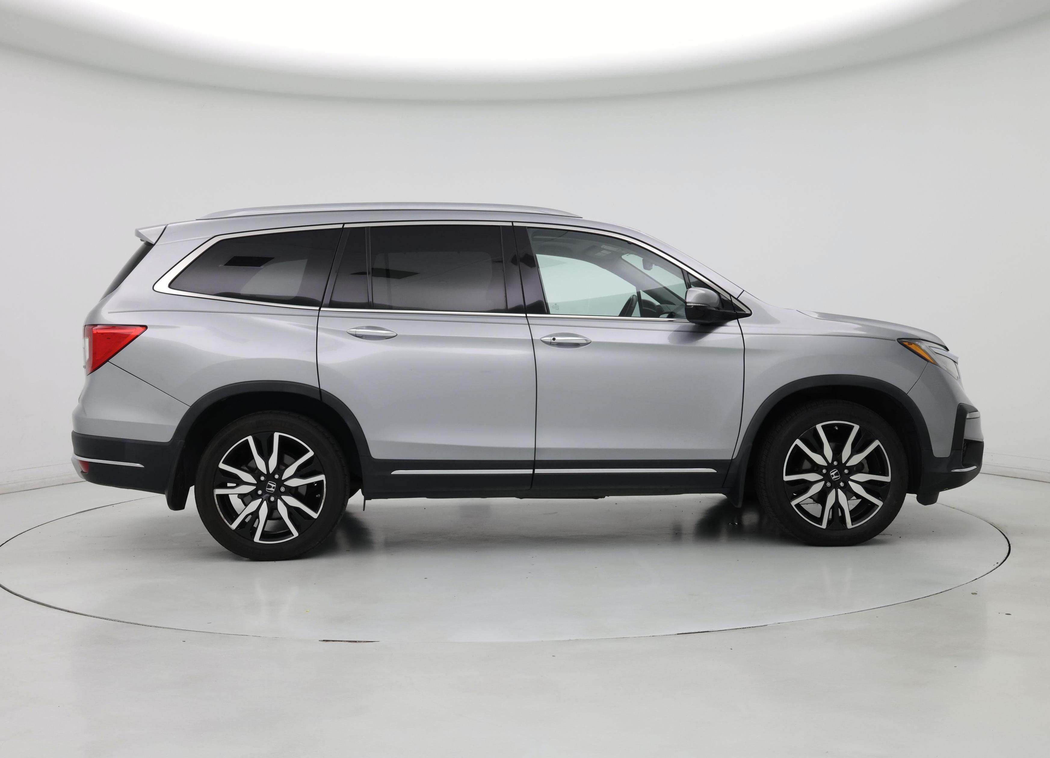 Thumbnail: 2019 Honda Pilot - 7