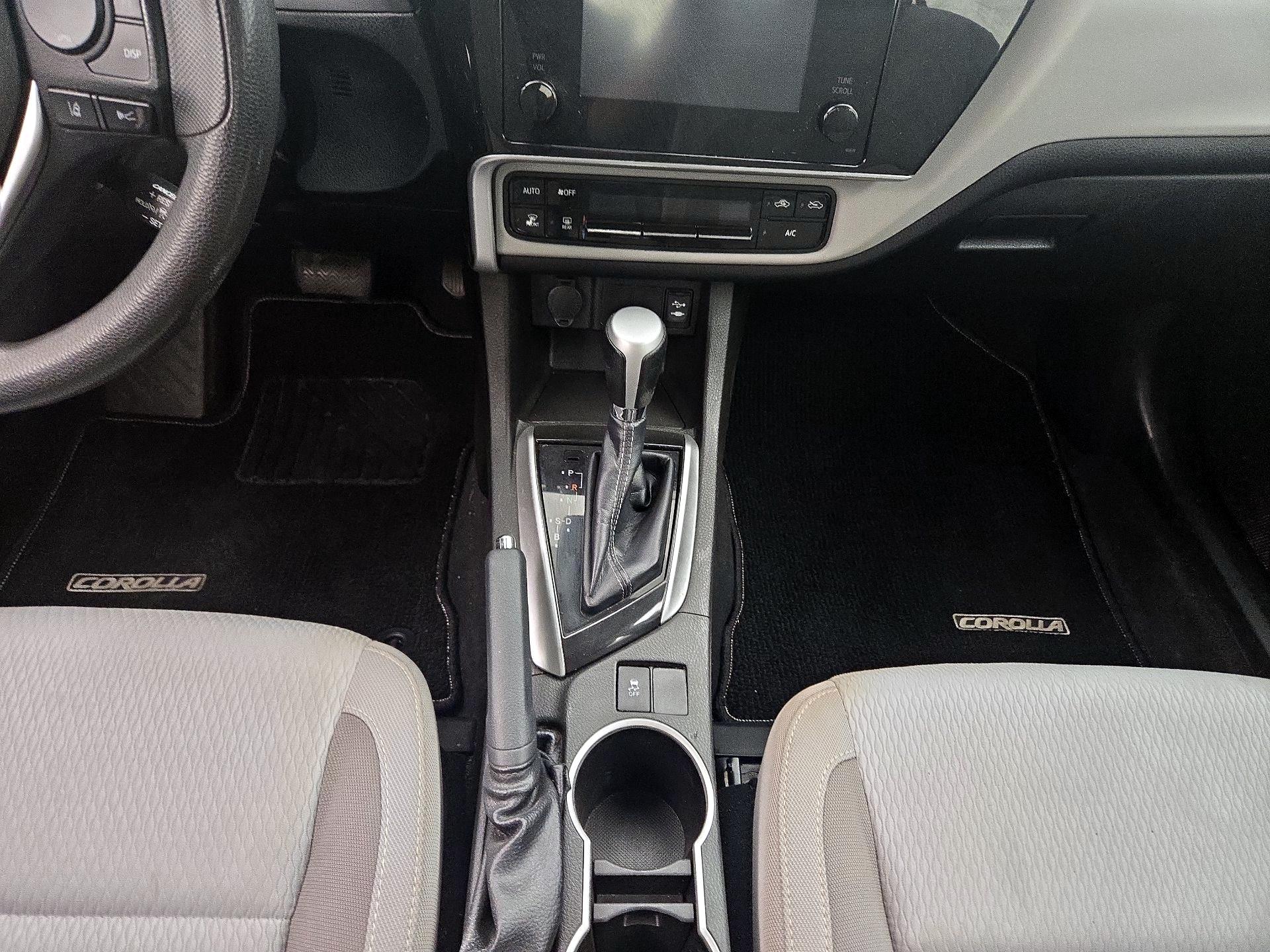 Thumbnail: 2018 Toyota Corolla - 17