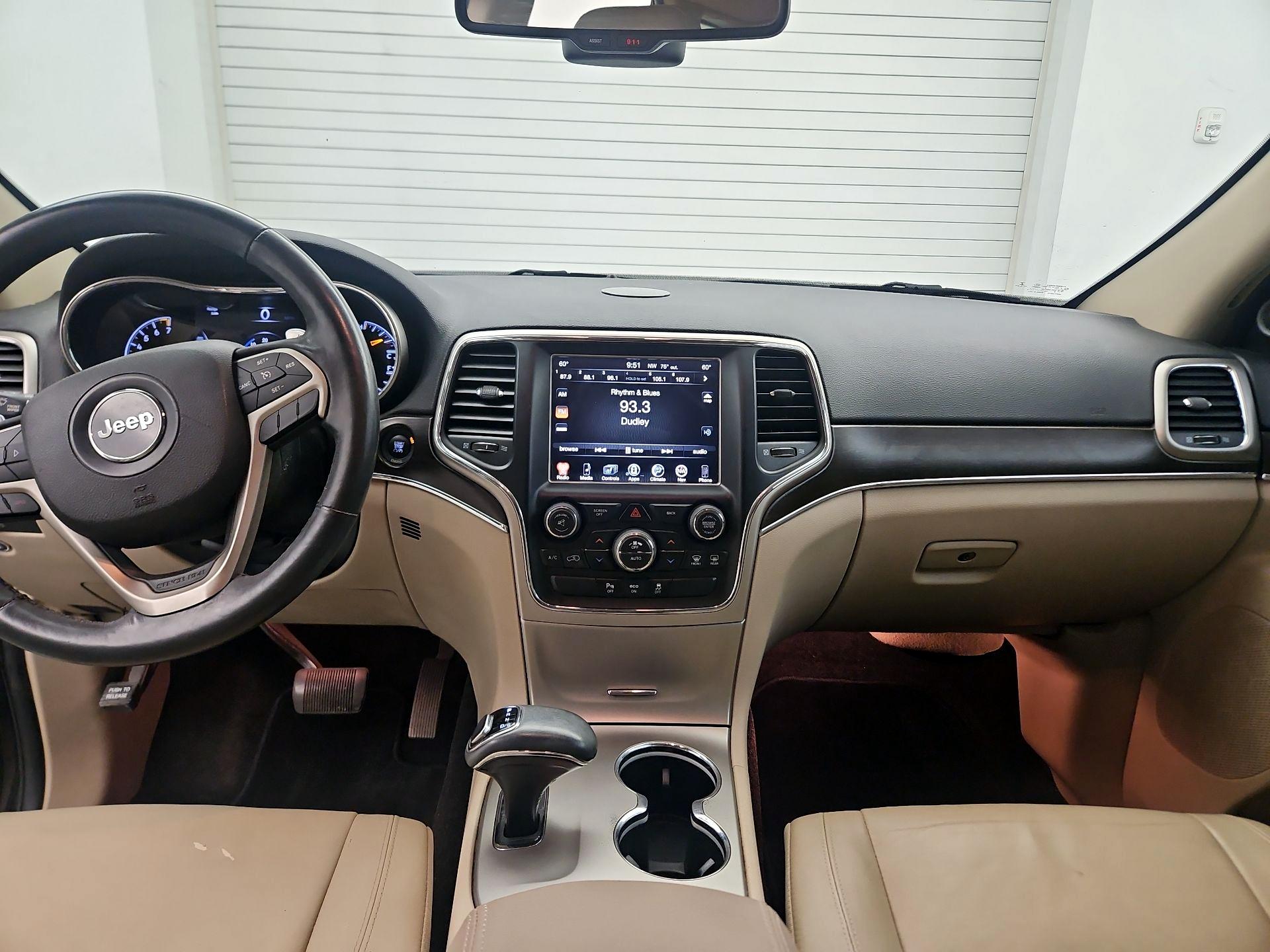 Thumbnail: 2015 Jeep Grand Cherokee - 9