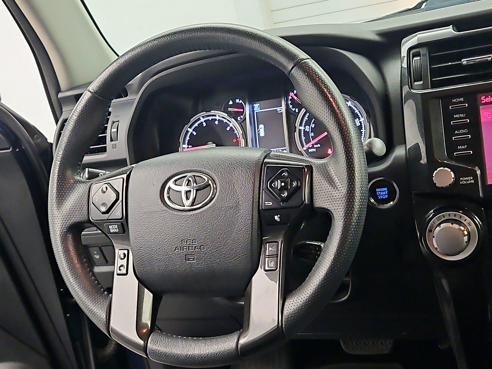 Thumbnail: 2020 Toyota 4Runner - 10