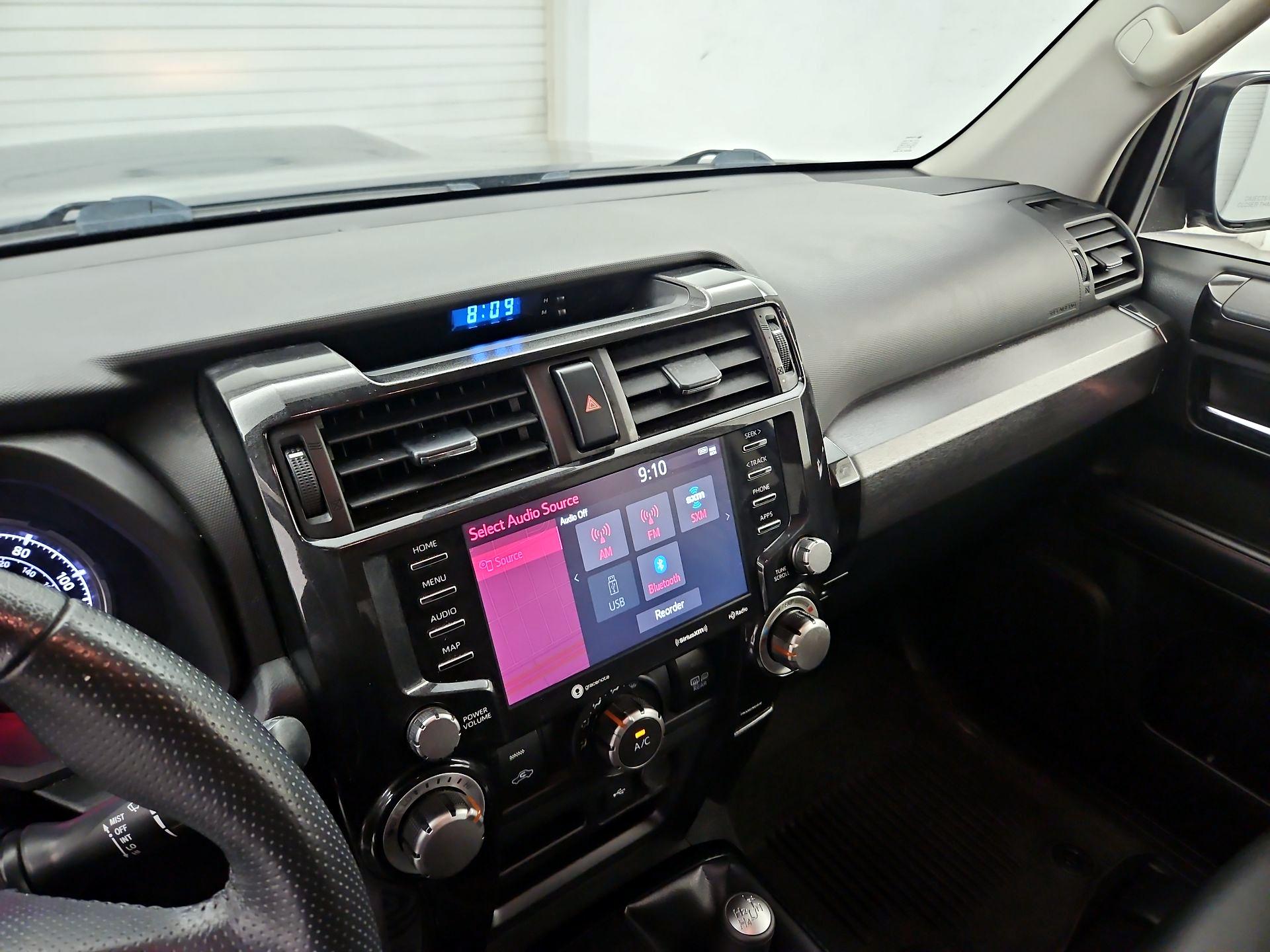 Thumbnail: 2020 Toyota 4Runner - 13