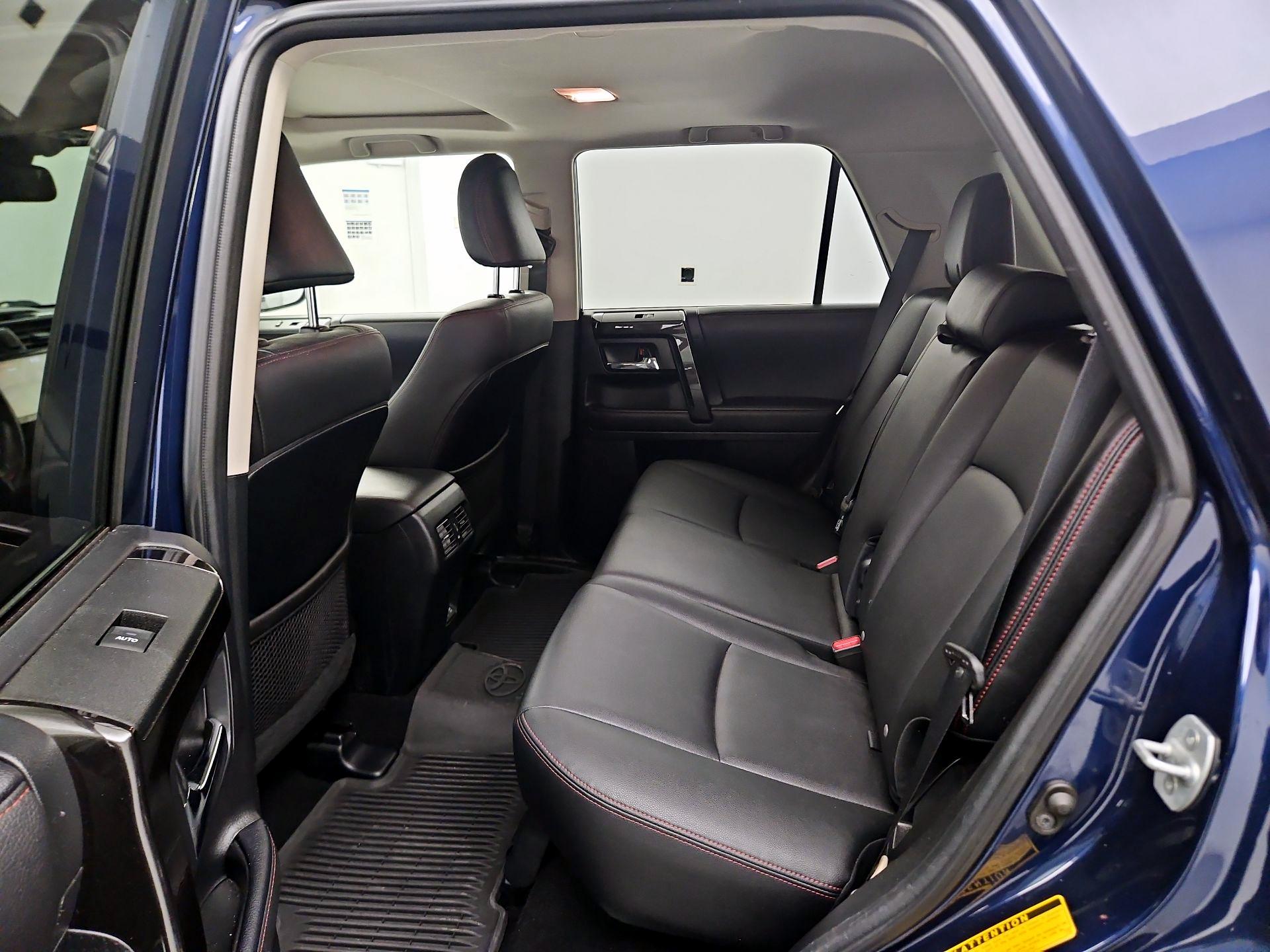 Thumbnail: 2020 Toyota 4Runner - 16